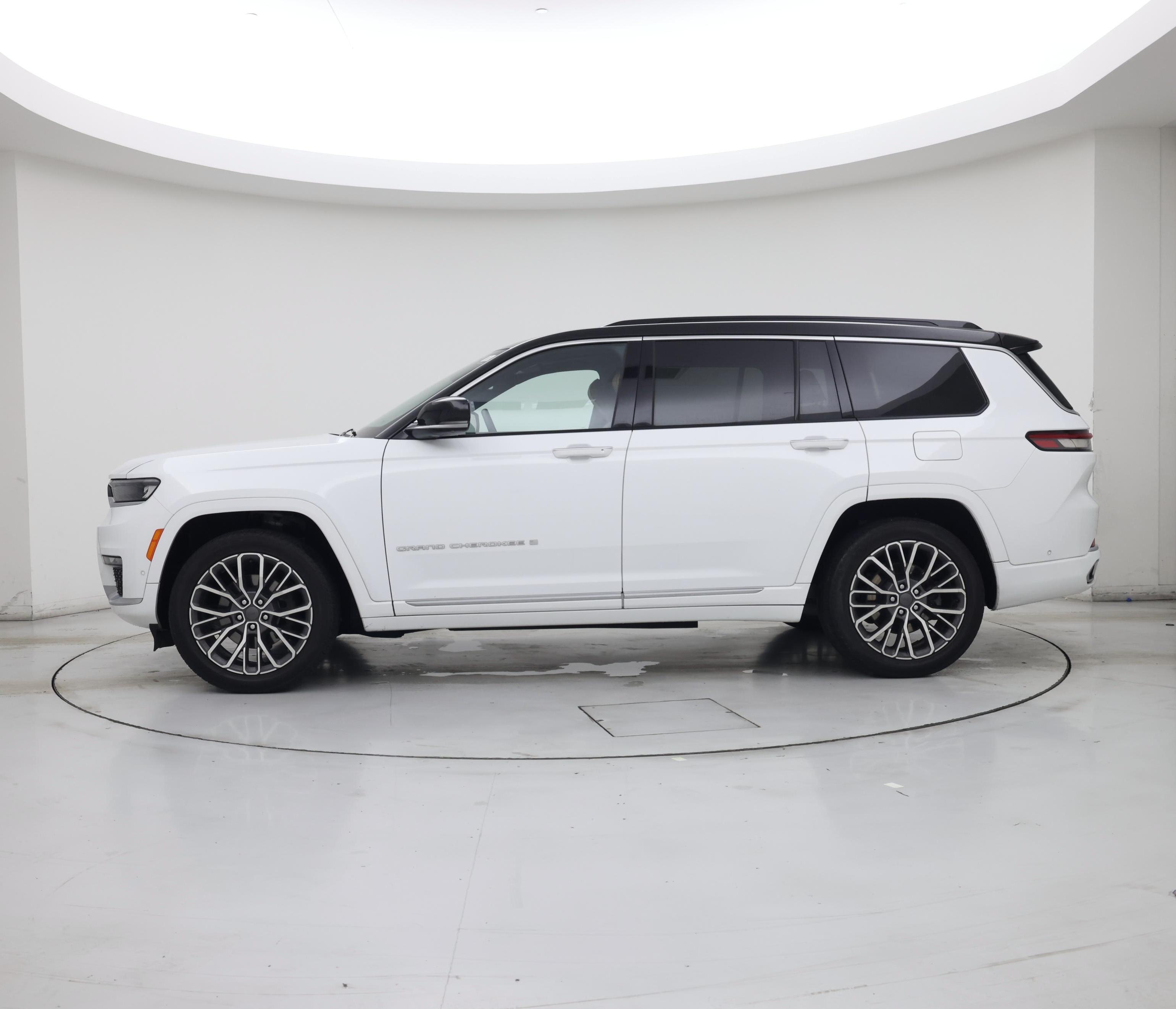 Thumbnail: 2025 Jeep Grand Cherokee L - 3