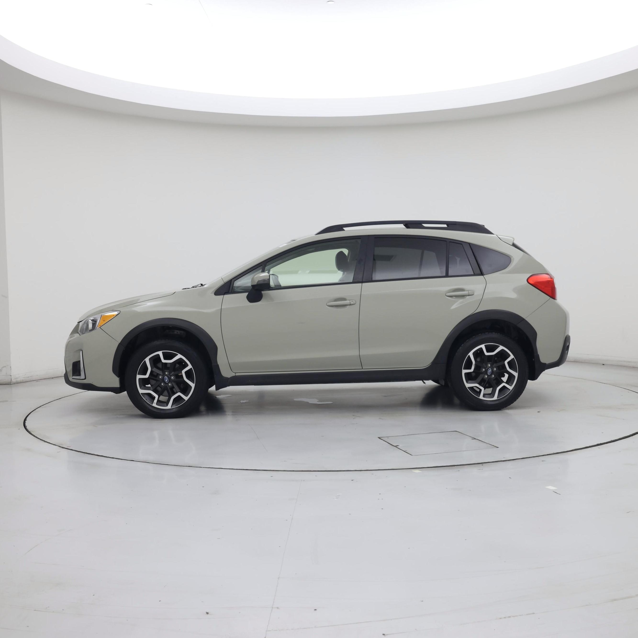 Thumbnail: 2016 Subaru XV Crosstrek - 3