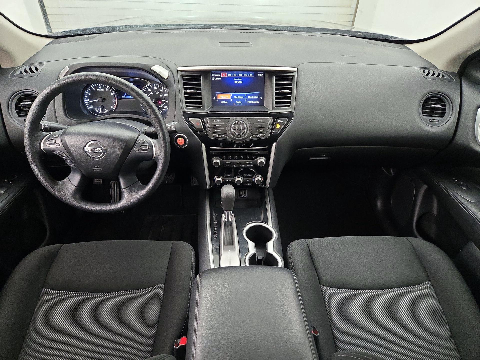 Thumbnail: 2019 Nissan Pathfinder - 9
