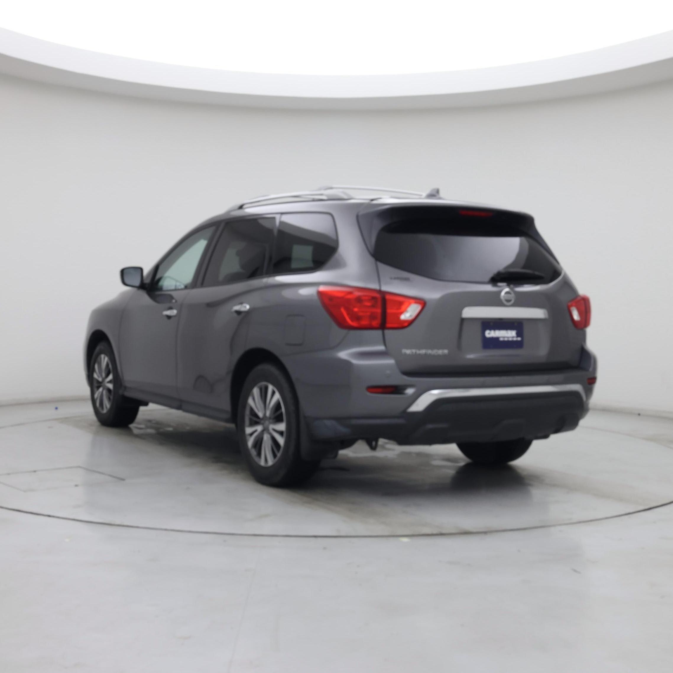 Thumbnail: 2019 Nissan Pathfinder - 2