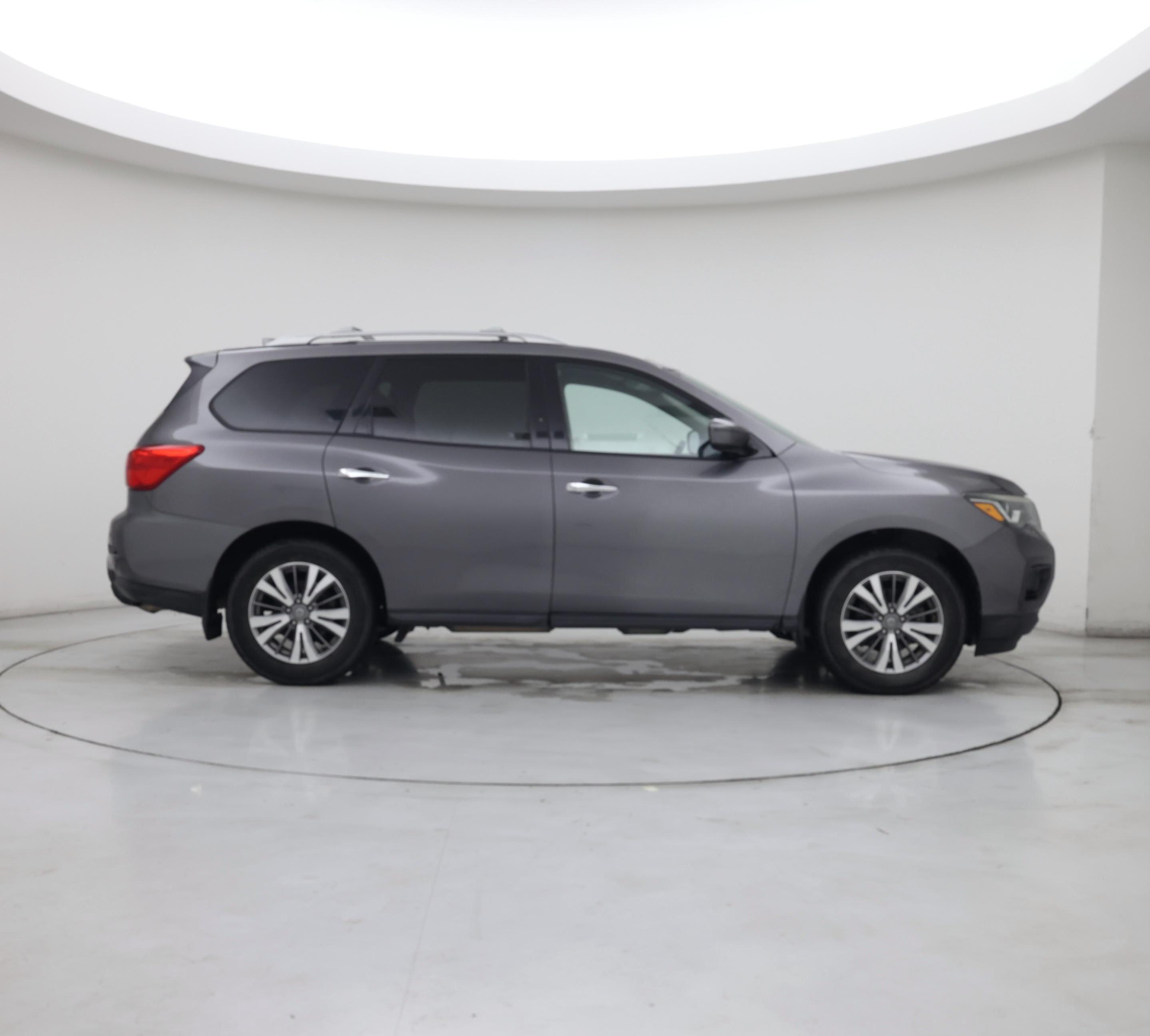 Thumbnail: 2019 Nissan Pathfinder - 7