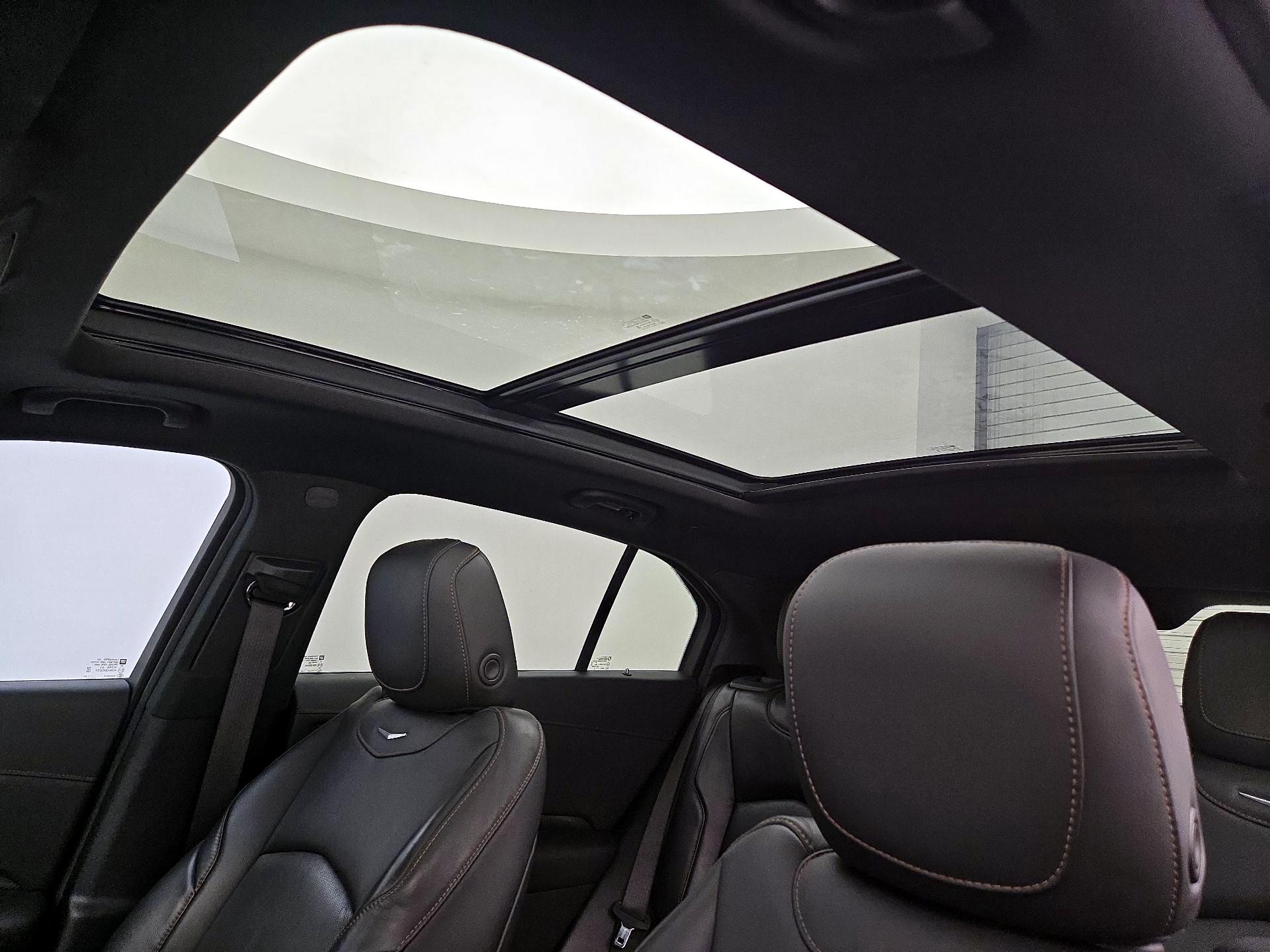Thumbnail: 2020 Cadillac XT4 - 19