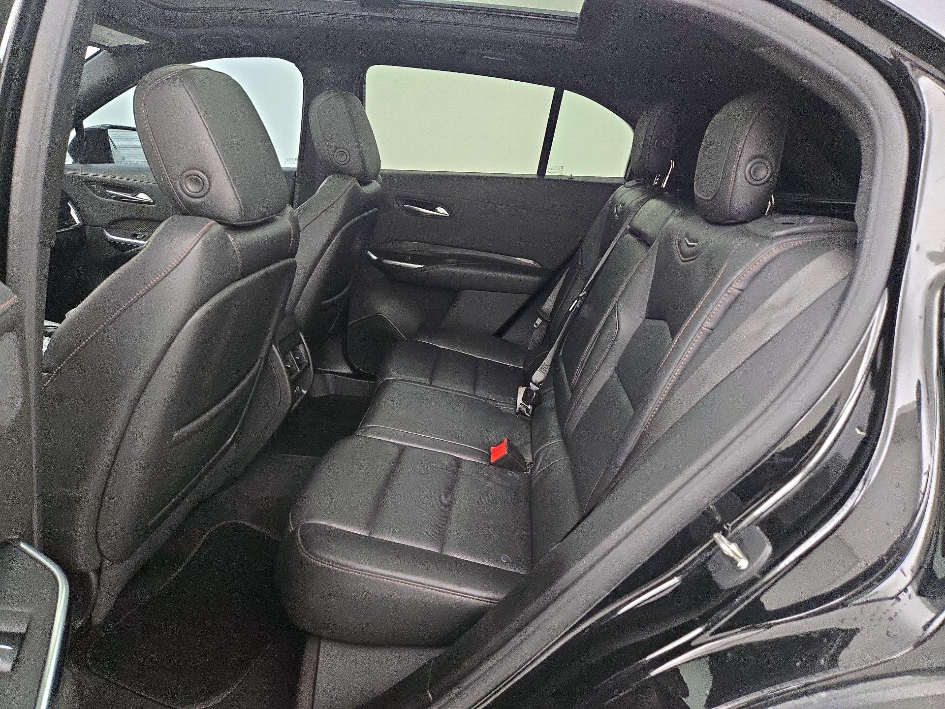 Thumbnail: 2020 Cadillac XT4 - 20