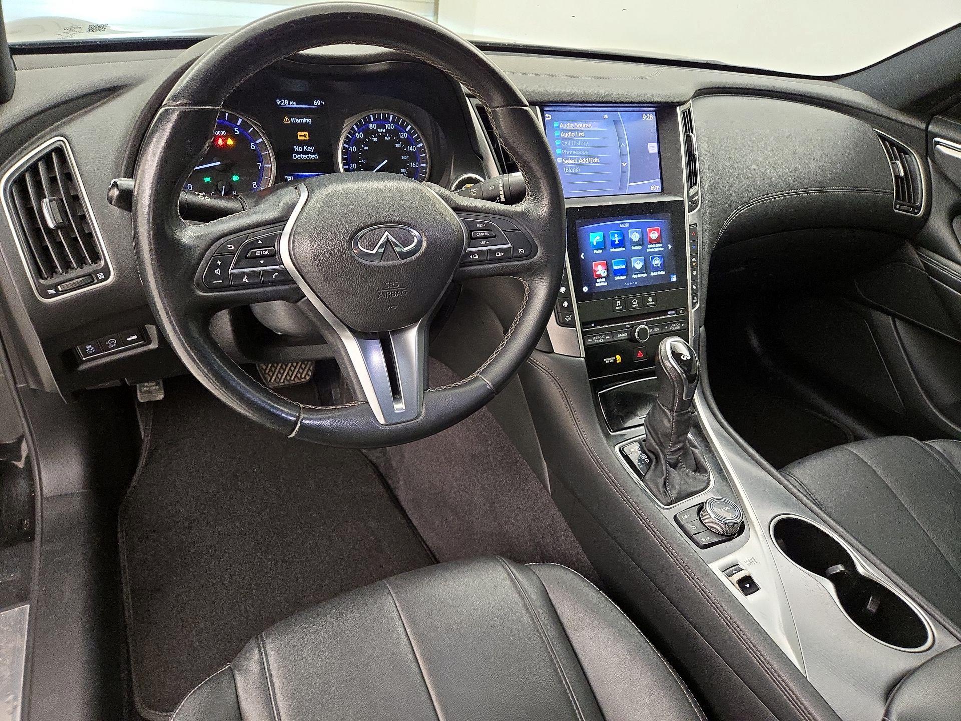 Thumbnail: 2018 INFINITI Q60 - 9