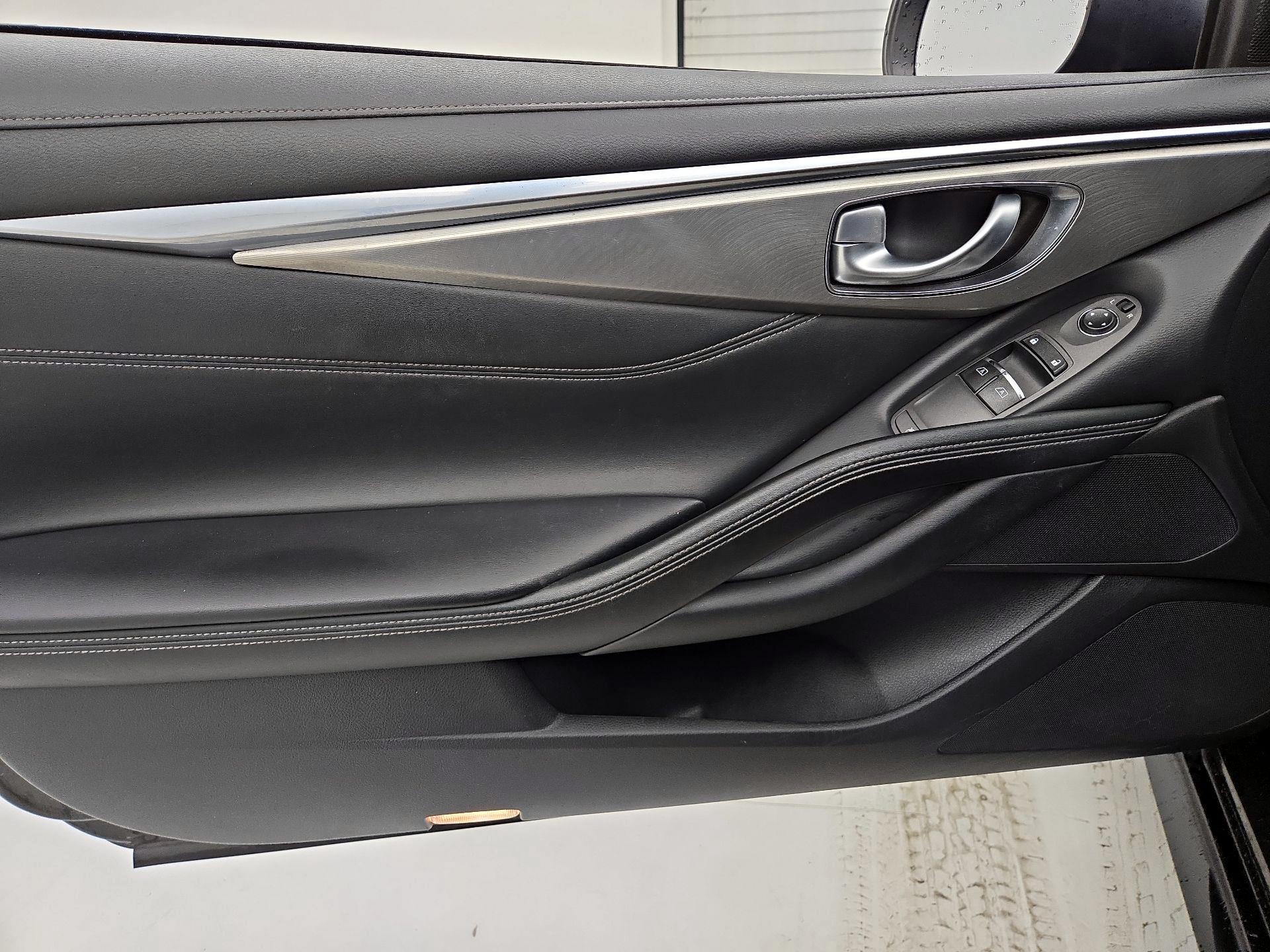 Thumbnail: 2018 INFINITI Q60 - 12