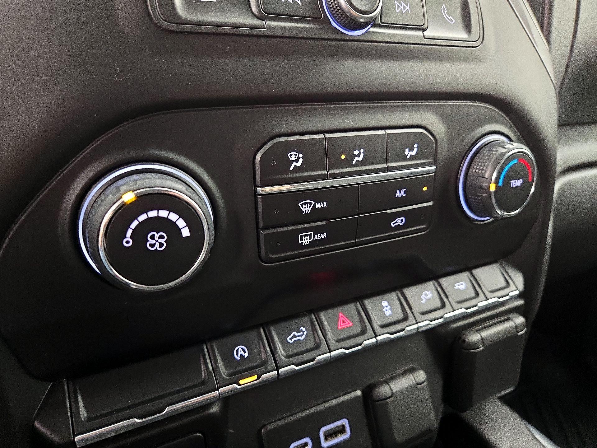 Thumbnail: 2021 Chevrolet Silverado 1500 - 16