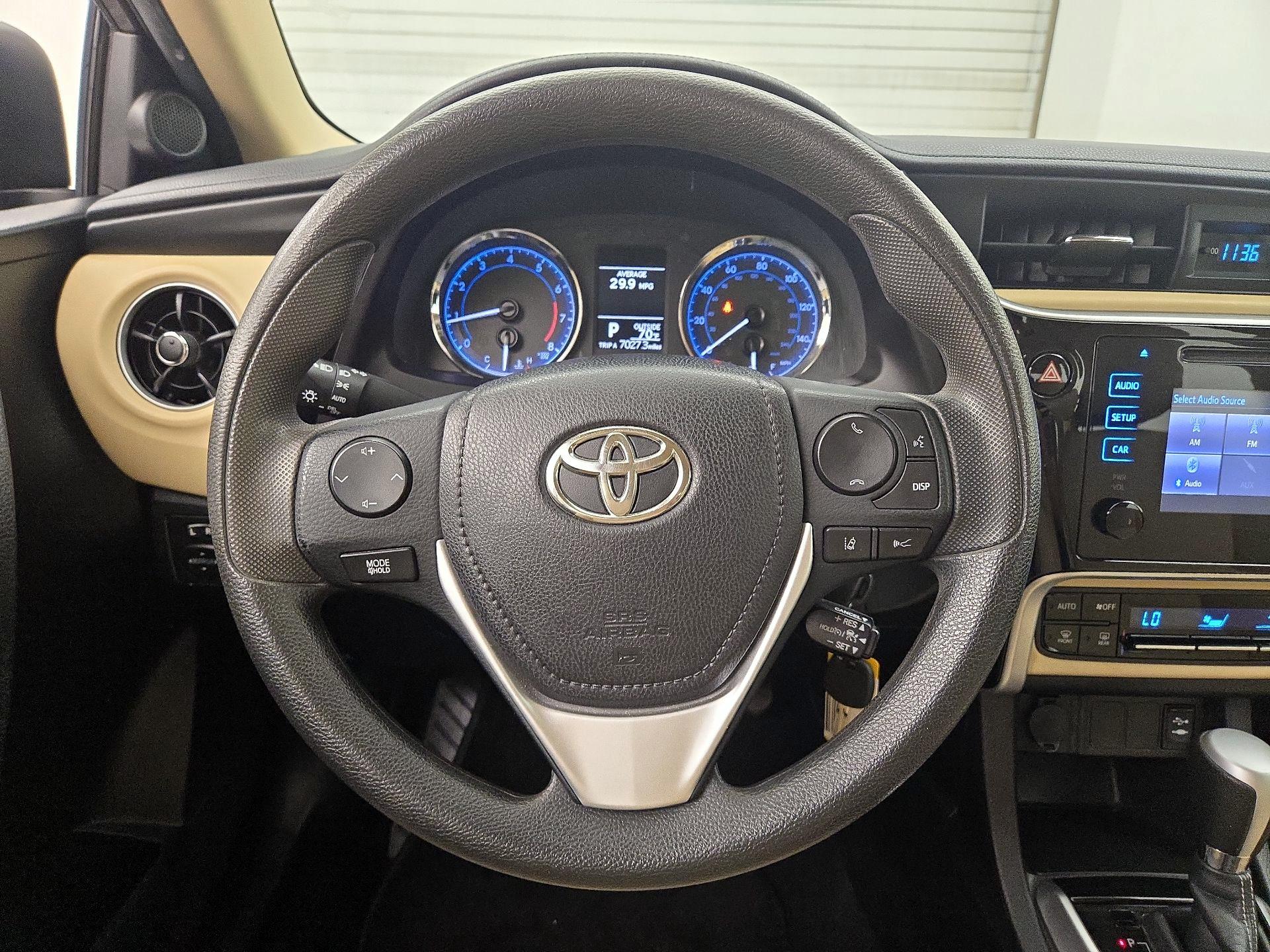 Thumbnail: 2018 Toyota Corolla - 10