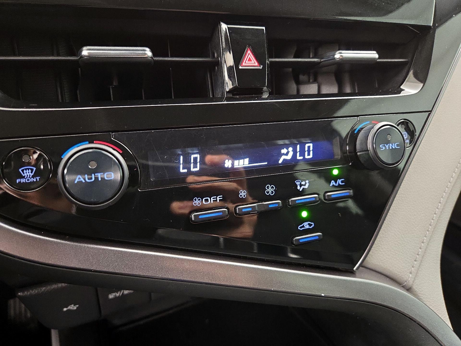 Thumbnail: 2023 Toyota Camry - 16