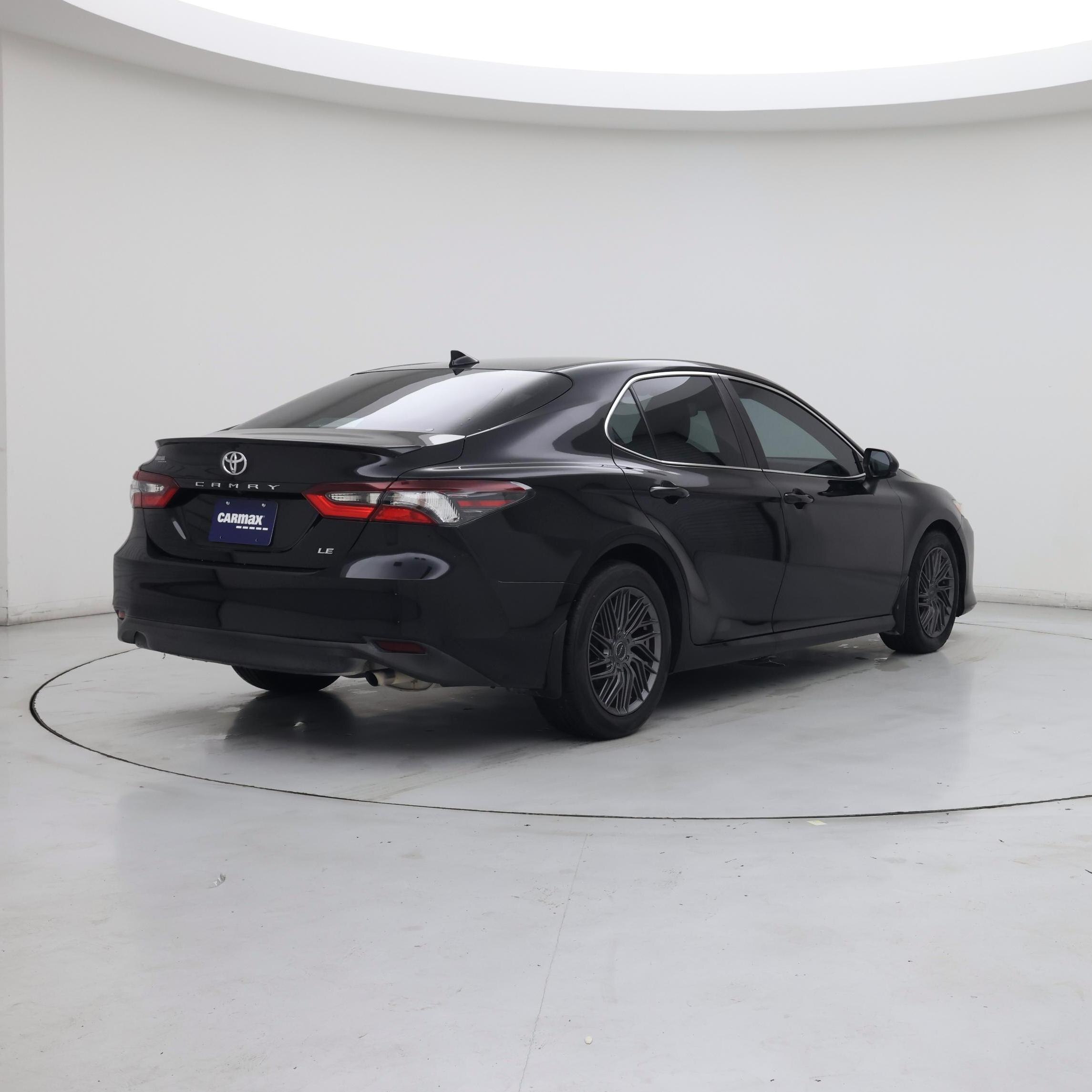 Thumbnail: 2023 Toyota Camry - 8