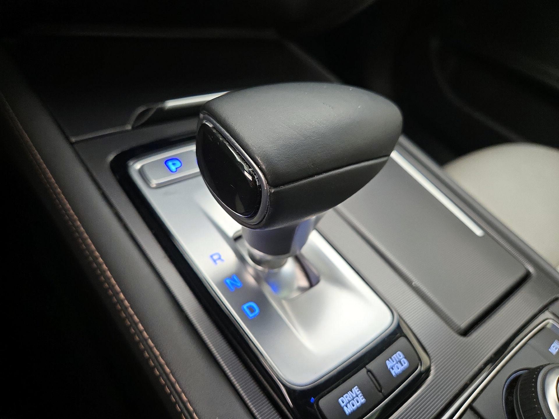 Thumbnail: 2019 Genesis G80 - 18