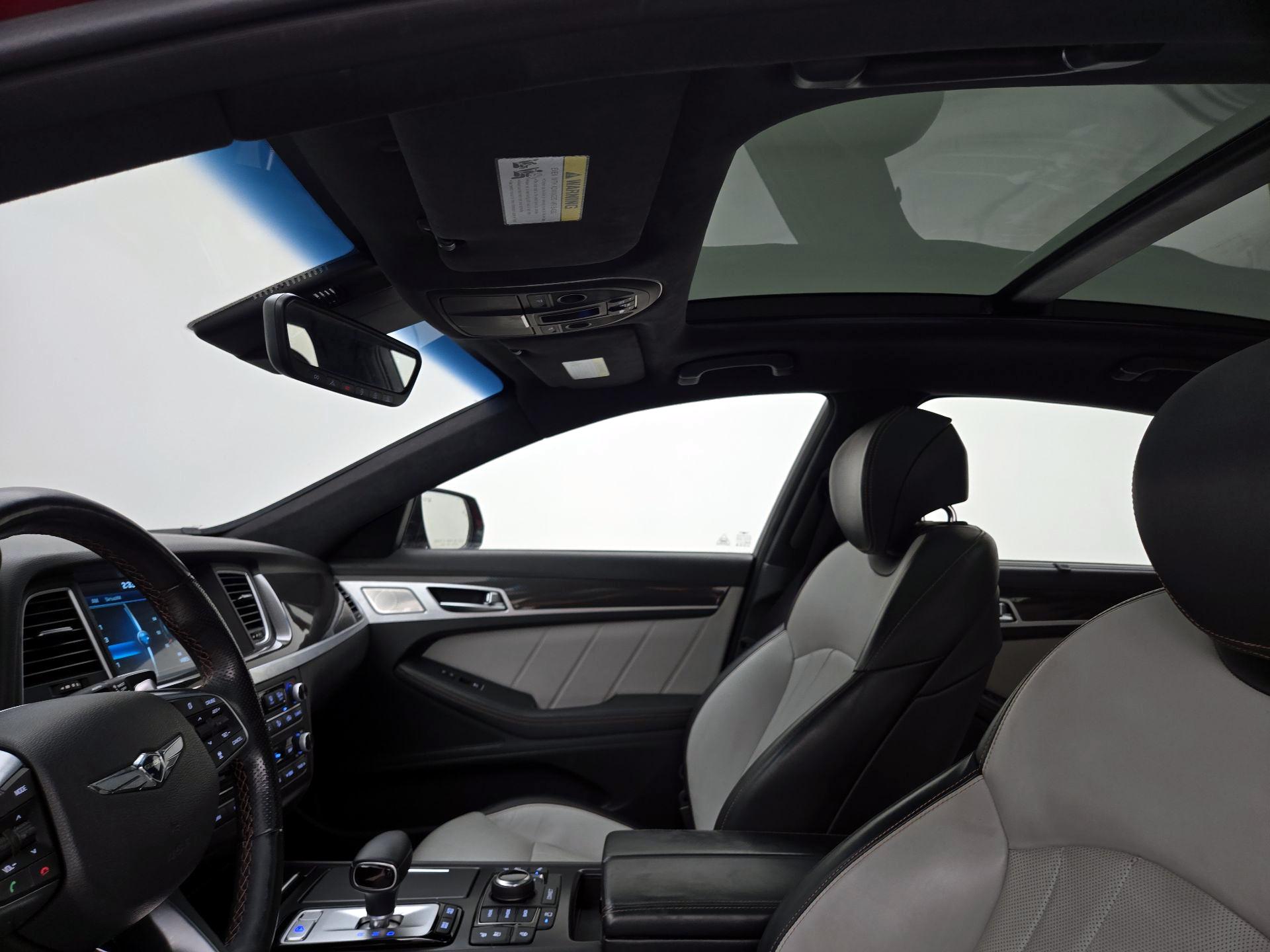 Thumbnail: 2019 Genesis G80 - 20