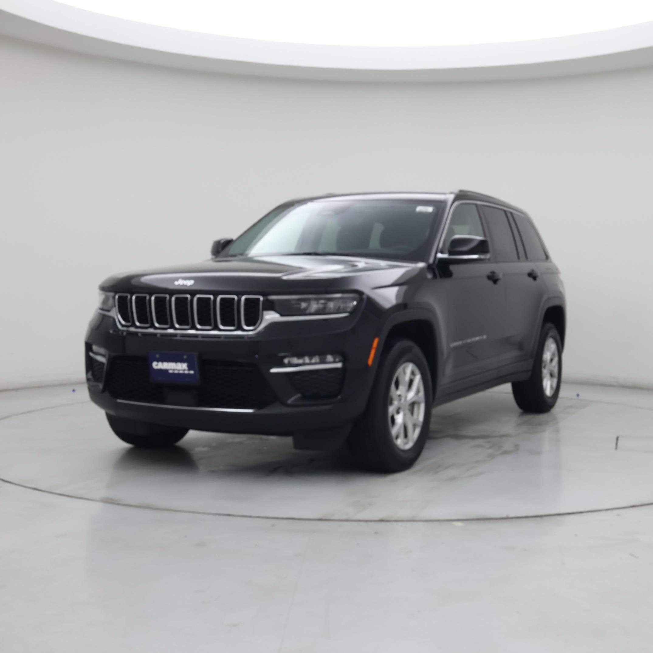 Thumbnail: 2023 Jeep Grand Cherokee - 4