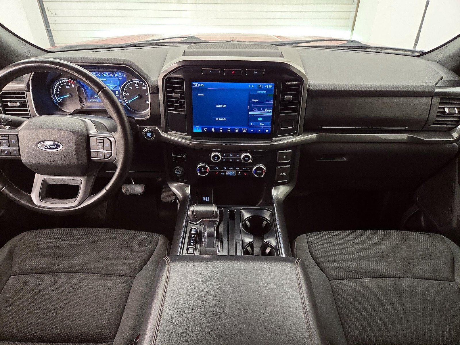 2023 Ford F-150 XLT - Photo 10