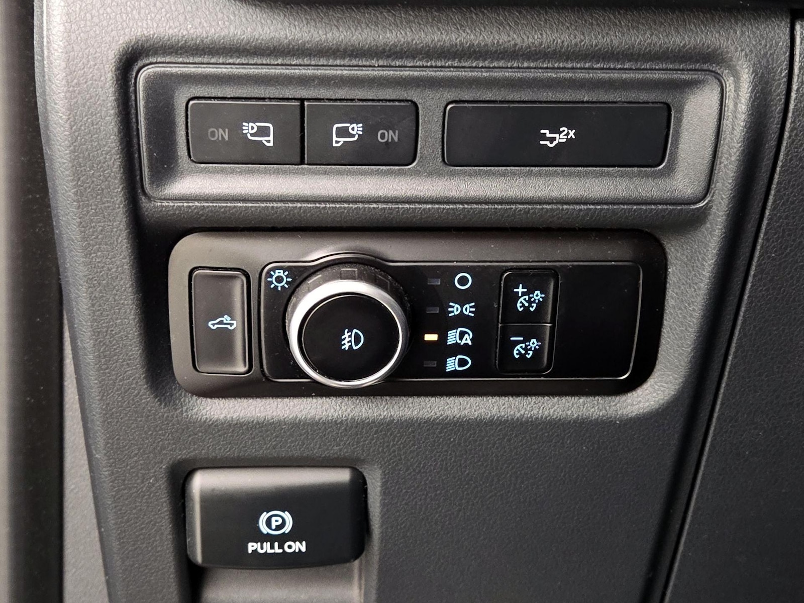 2023 Ford F-150 XLT - Photo 14