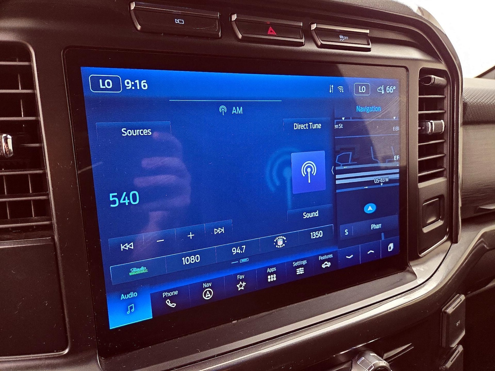 2023 Ford F-150 XLT - Photo 17