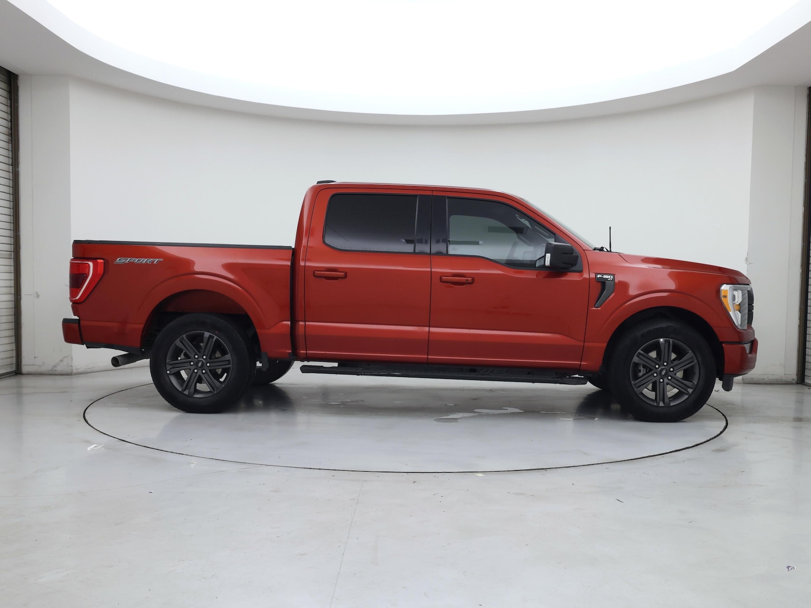 2023 Ford F-150 XLT - Photo 8