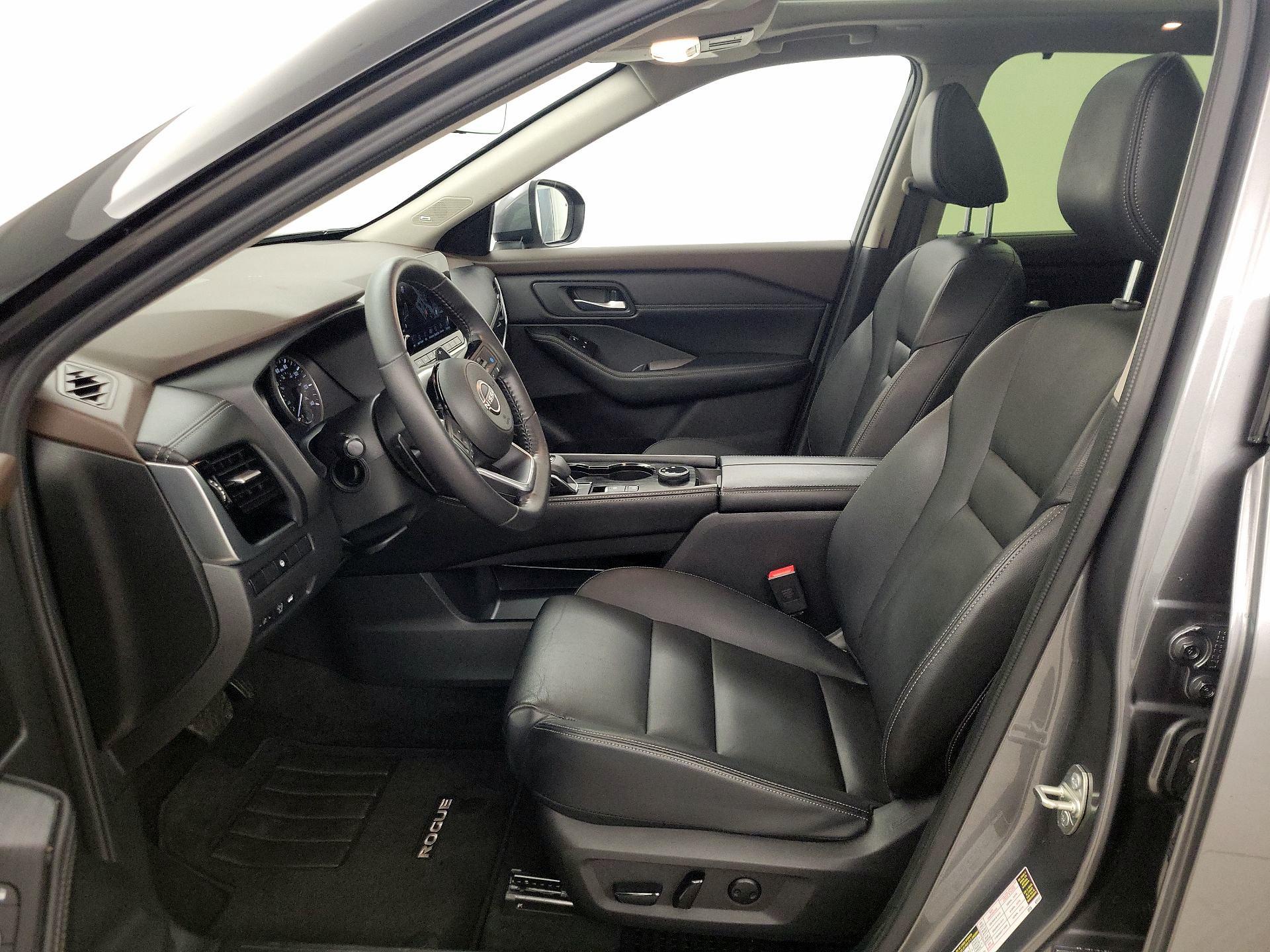 Thumbnail: 2023 Nissan Rogue - 11