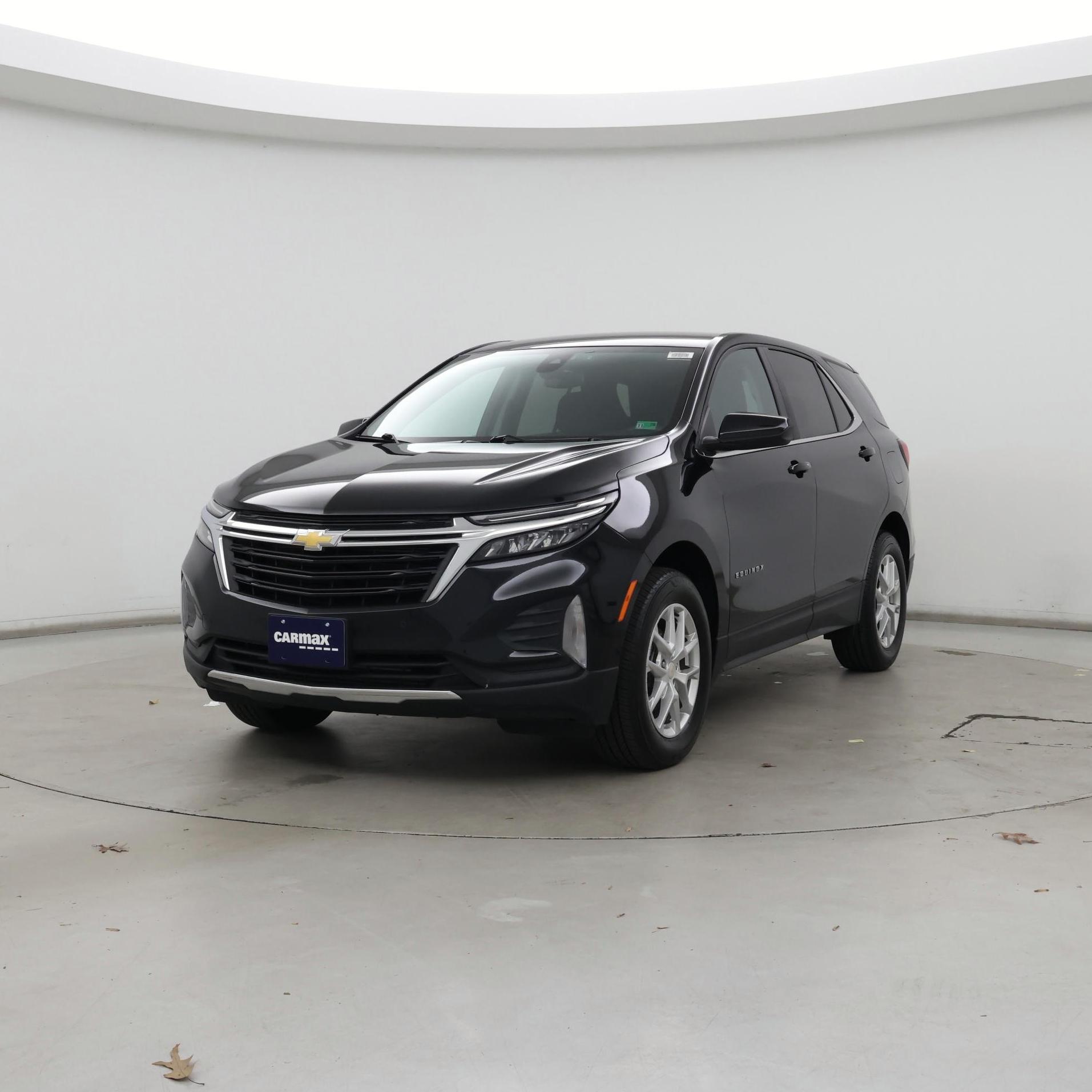 Thumbnail: 2023 Chevrolet Equinox - 4