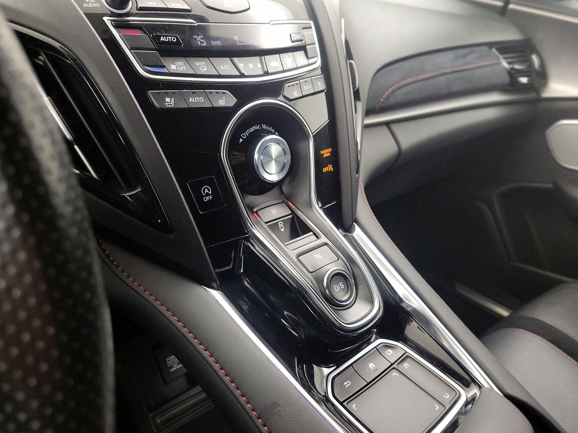 Thumbnail: 2022 Acura RDX - 18