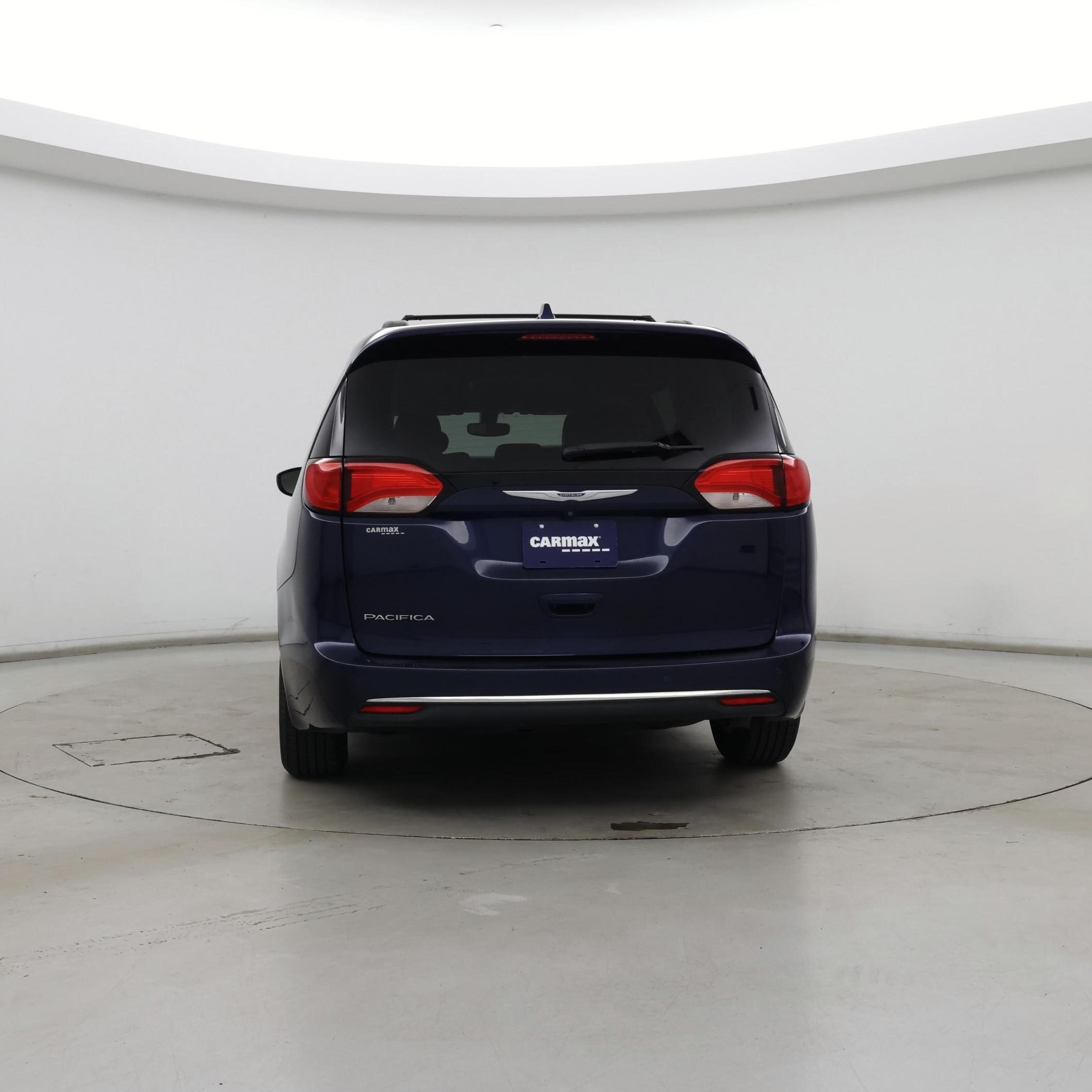 Thumbnail: 2019 Chrysler Pacifica - 6