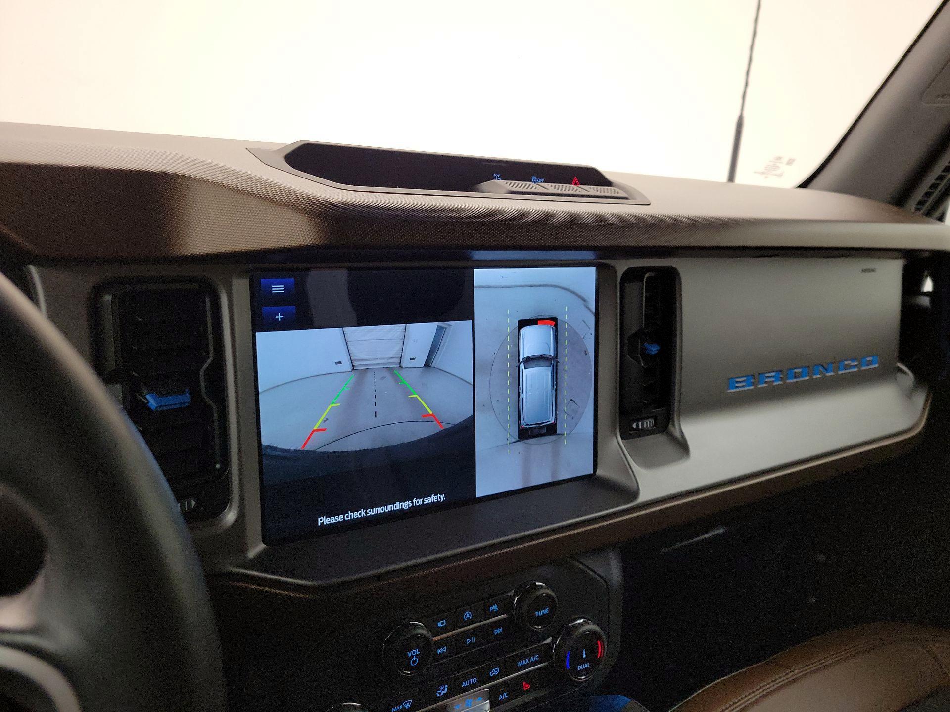 Thumbnail: 2022 Ford Bronco - 15