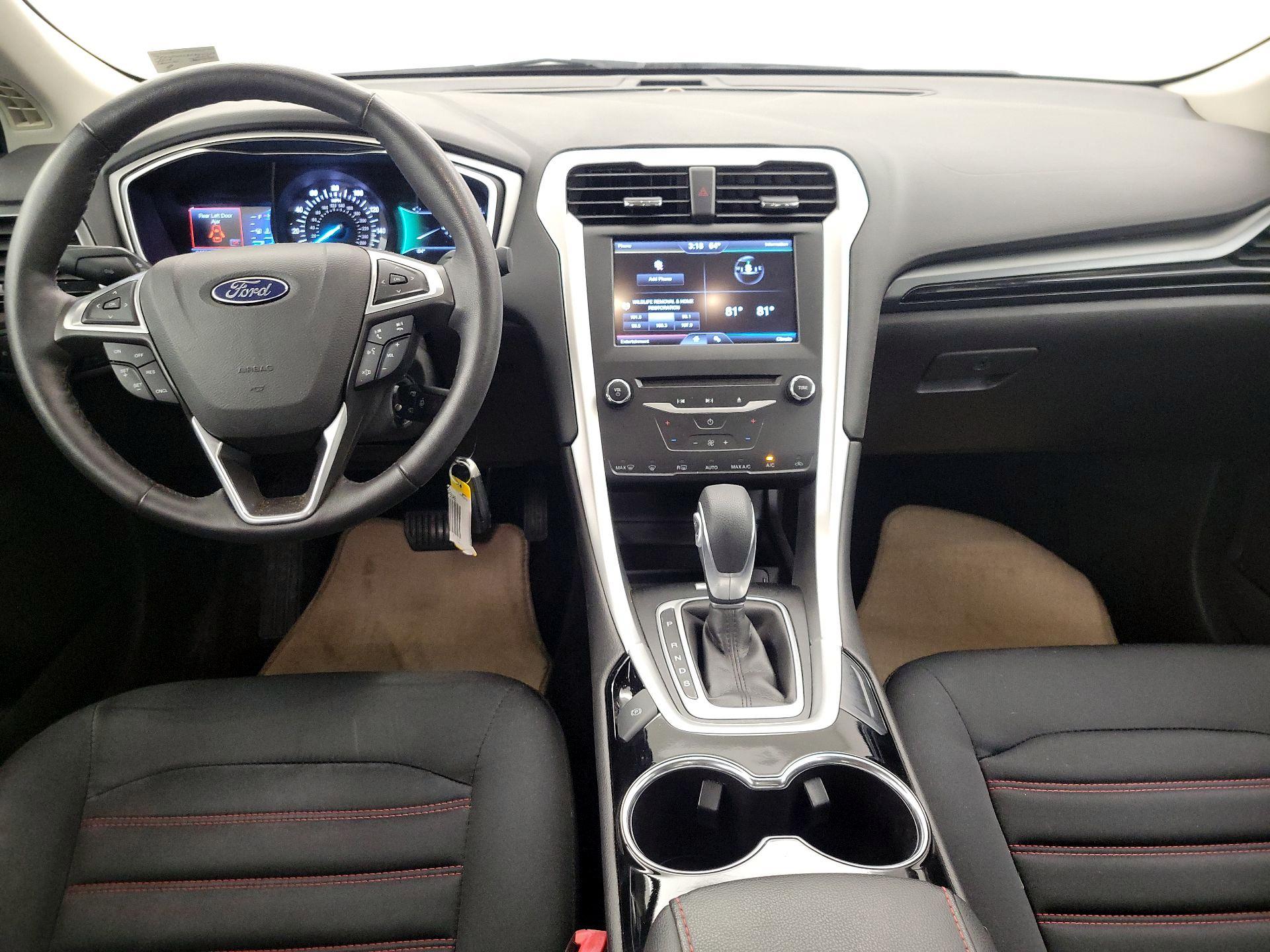 Thumbnail: 2015 Ford Fusion - 9