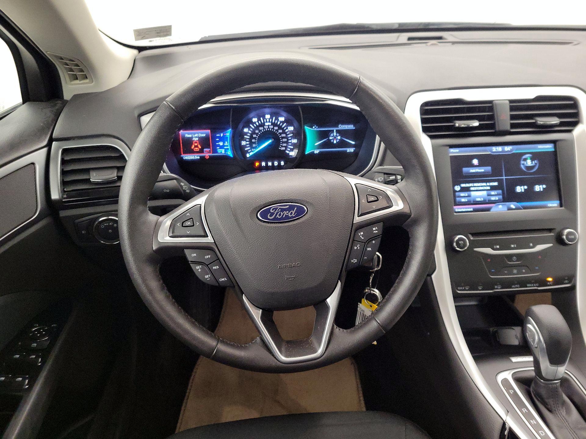 Thumbnail: 2015 Ford Fusion - 10