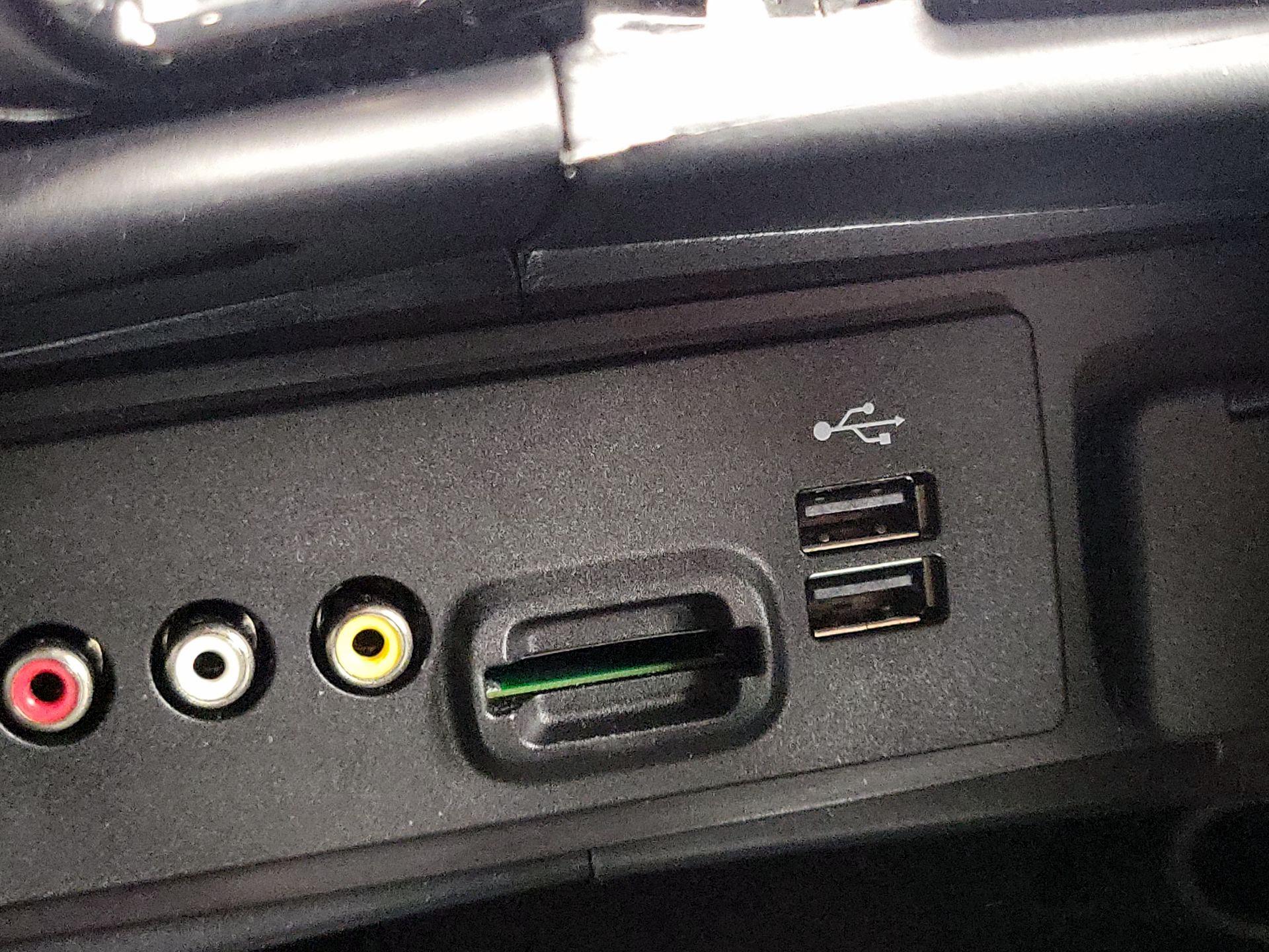 Thumbnail: 2015 Ford Fusion - 18