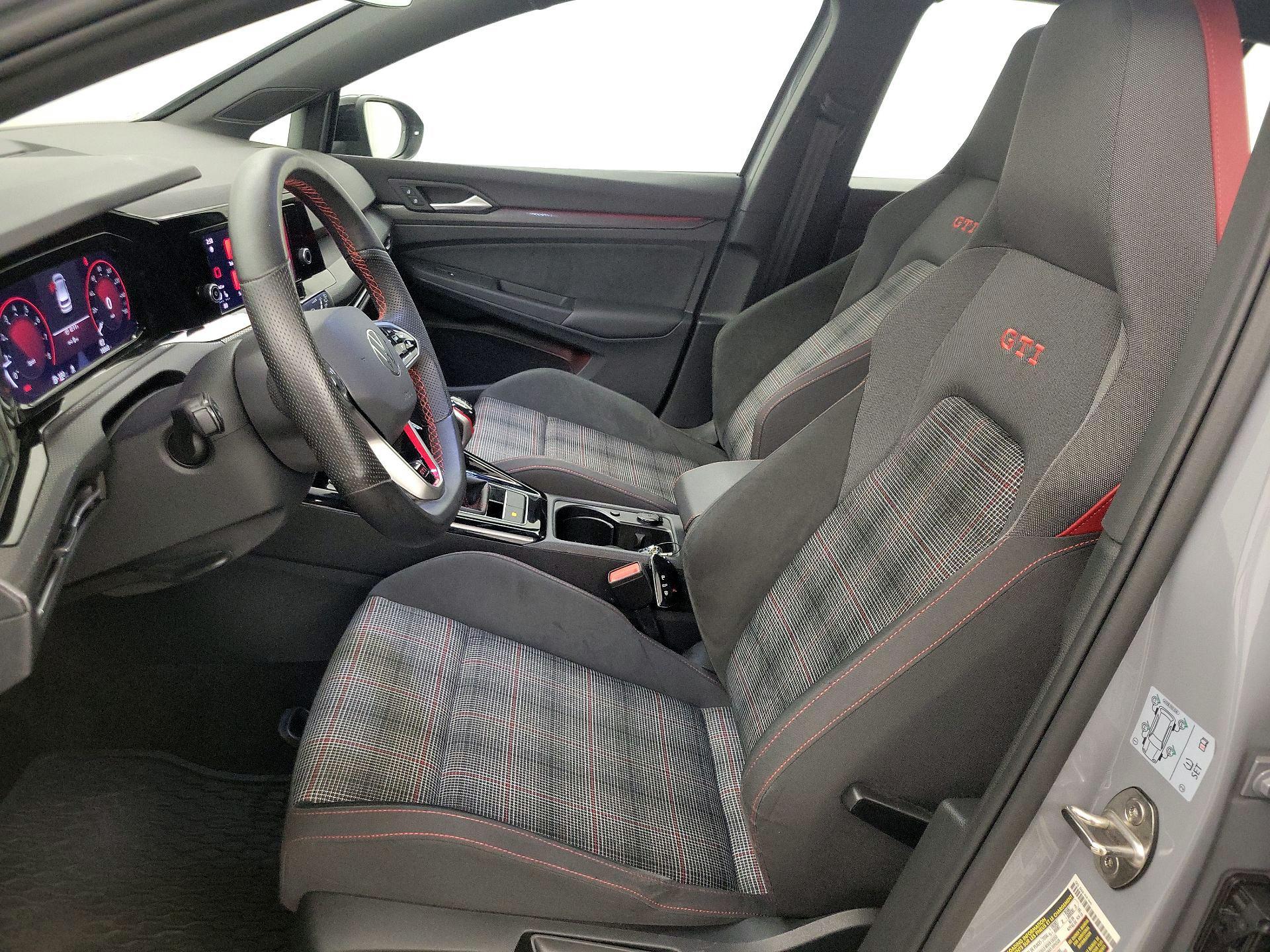 Thumbnail: 2024 Volkswagen Golf - 11