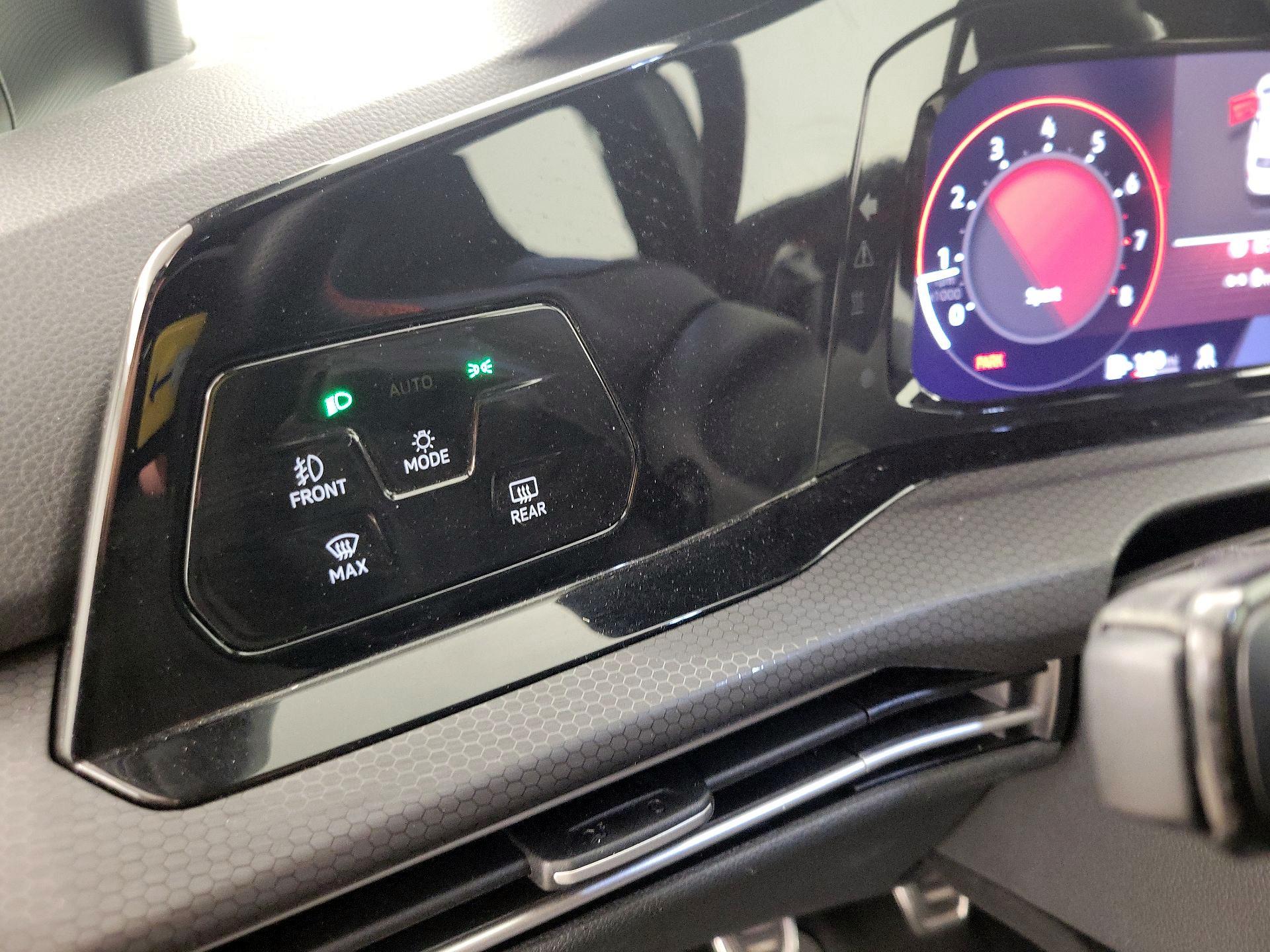 Thumbnail: 2024 Volkswagen Golf - 13