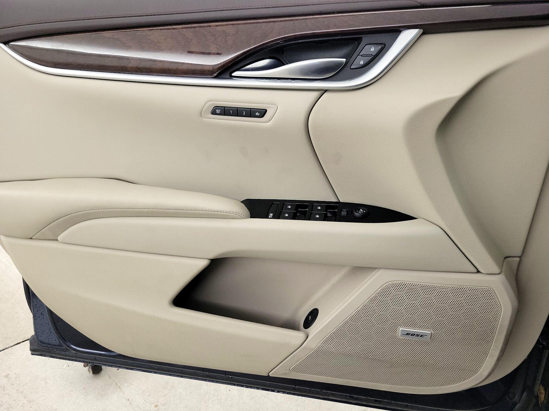 Thumbnail: 2017 Cadillac XTS - 12