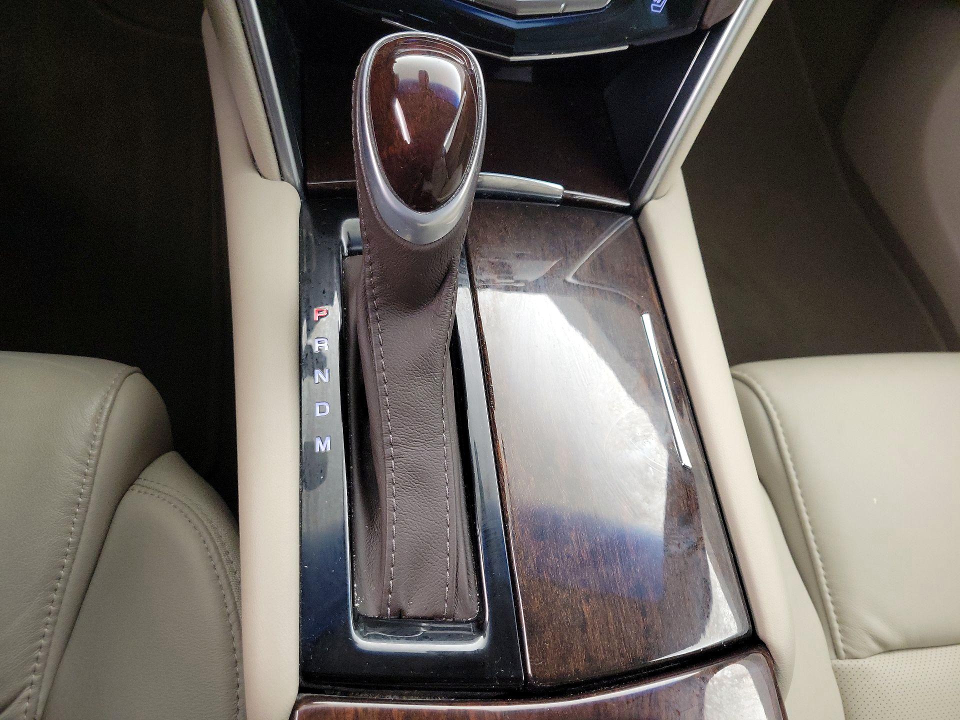 Thumbnail: 2017 Cadillac XTS - 18