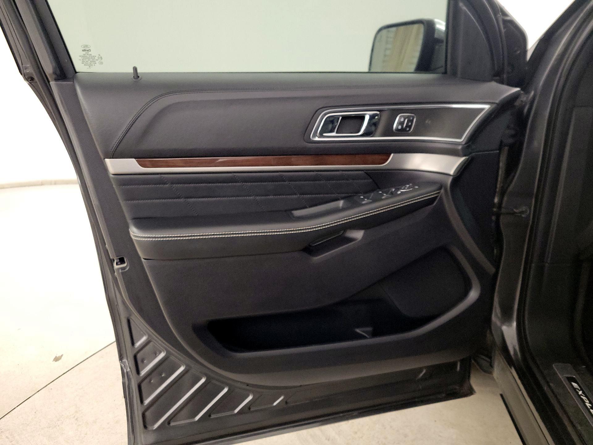 Thumbnail: 2018 Ford Explorer - 12