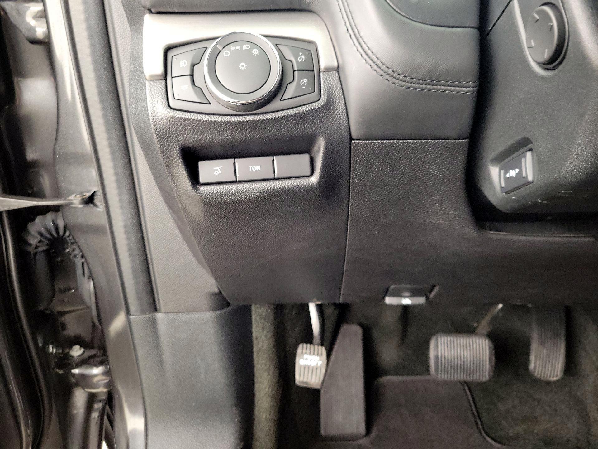 Thumbnail: 2018 Ford Explorer - 13