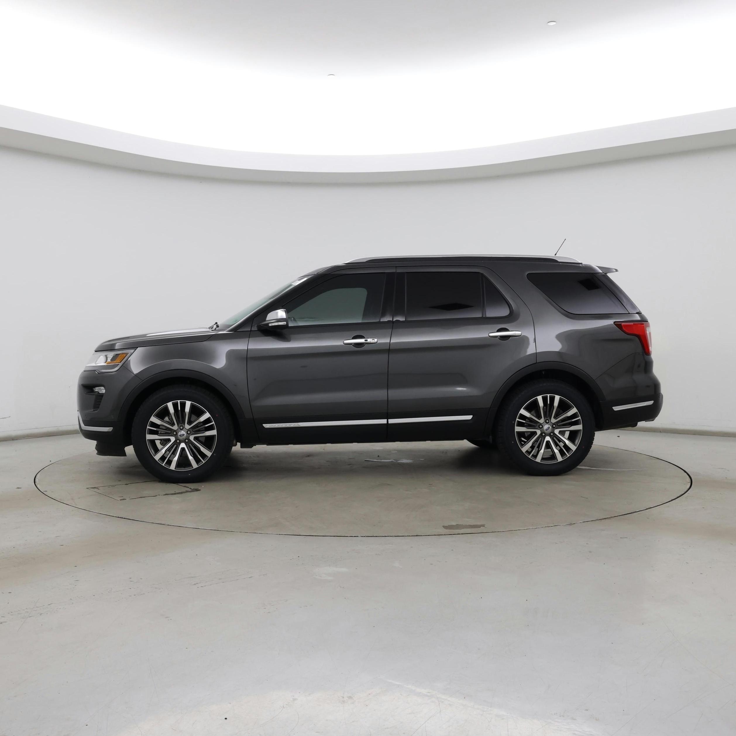 Thumbnail: 2018 Ford Explorer - 3