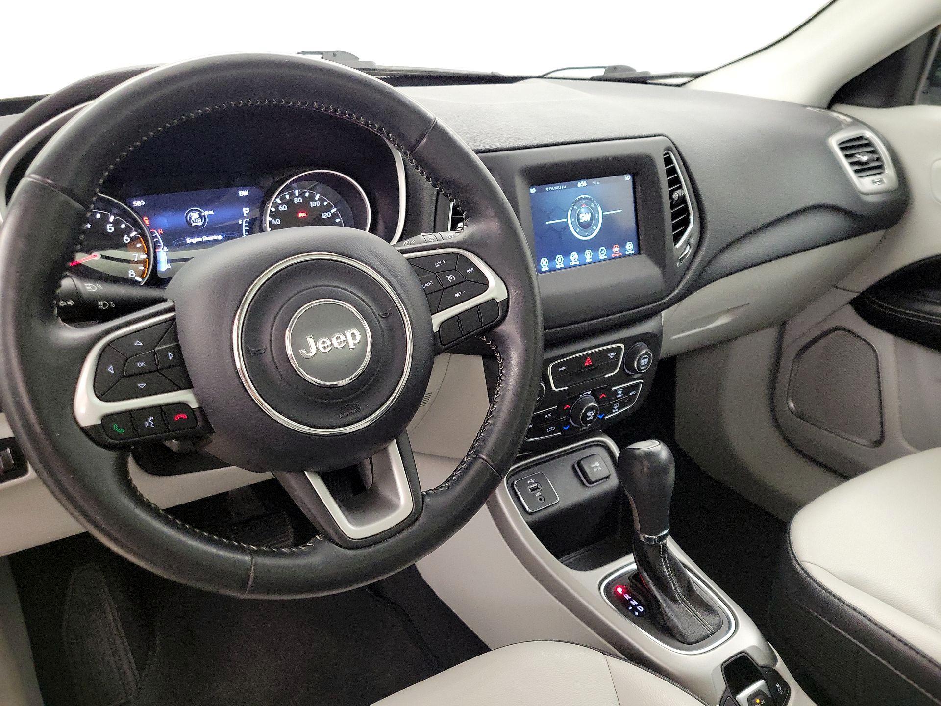 Thumbnail: 2018 Jeep Compass - 9