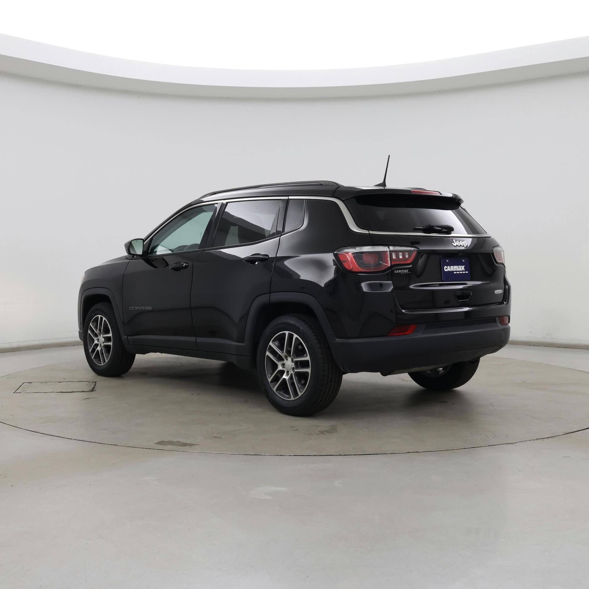 Thumbnail: 2018 Jeep Compass - 2