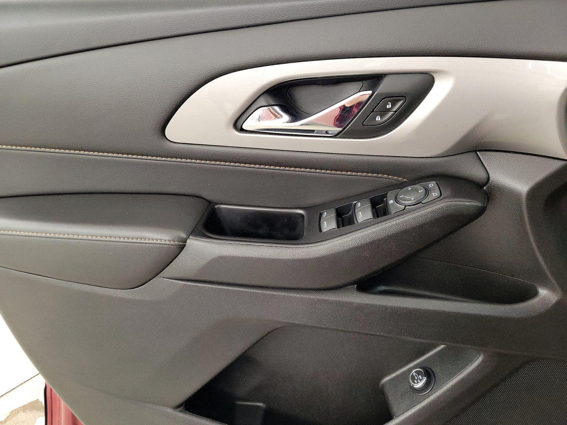 Thumbnail: 2019 Chevrolet Traverse - 12