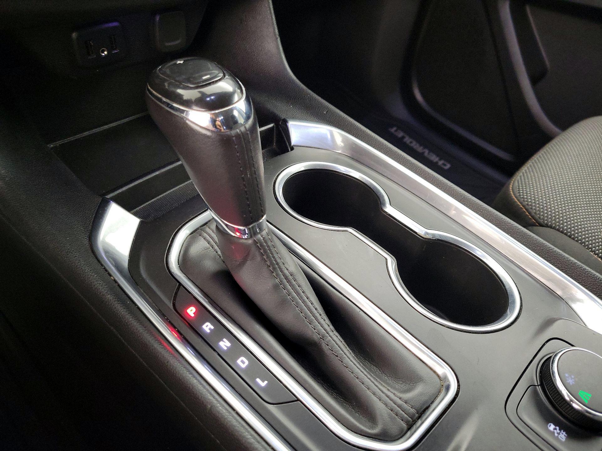 Thumbnail: 2019 Chevrolet Traverse - 17