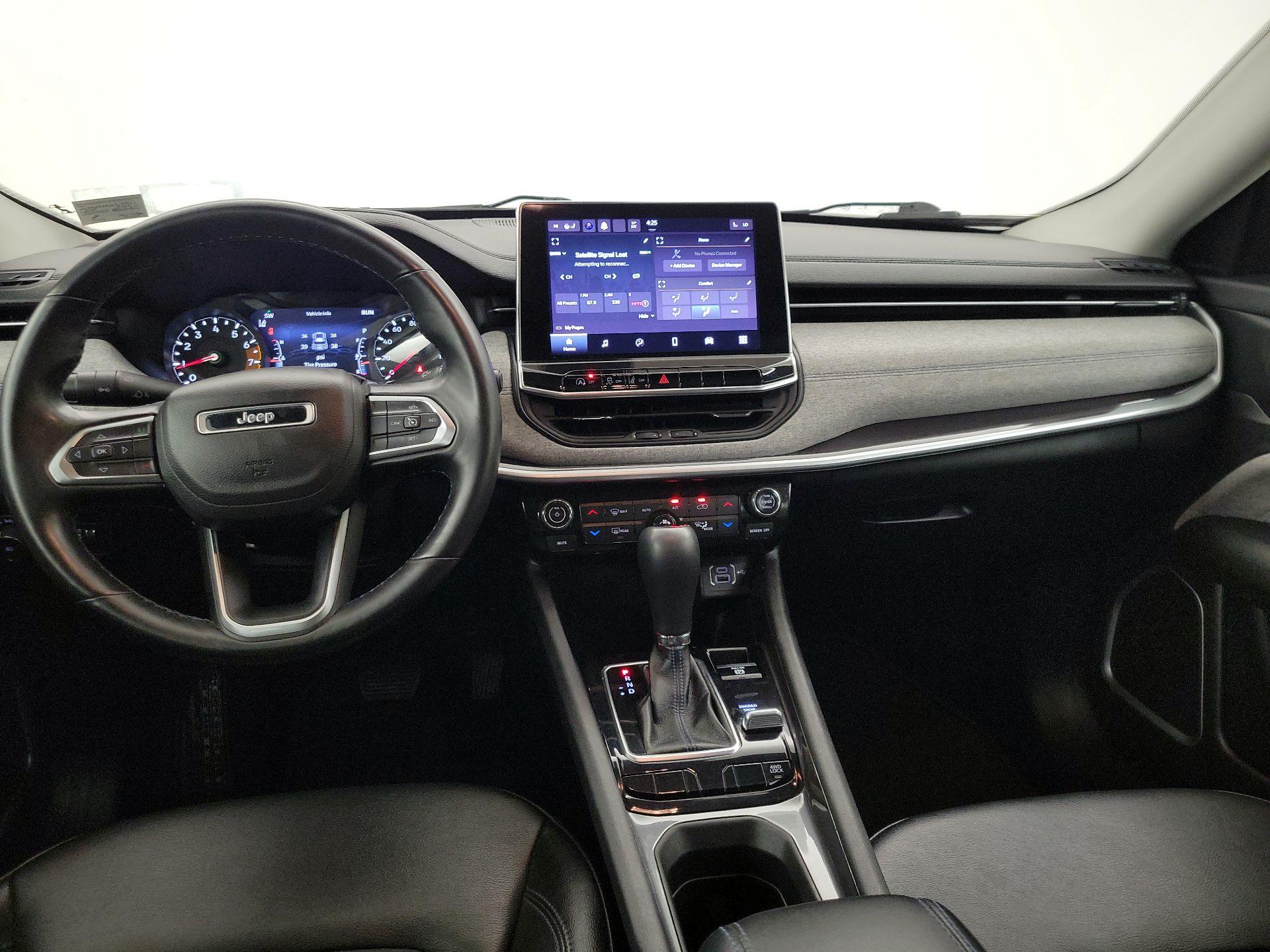 Thumbnail: 2022 Jeep Compass - 9