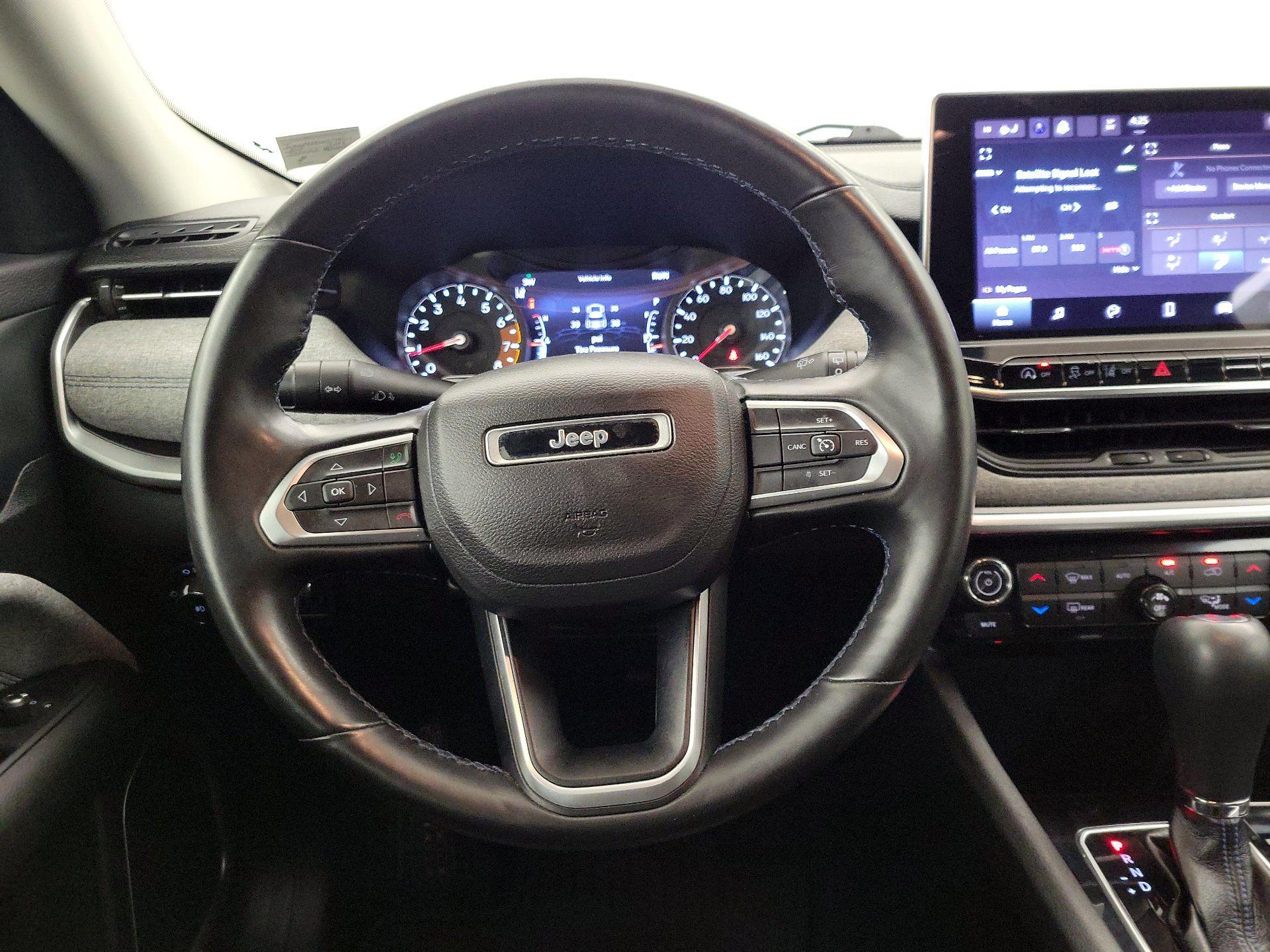 Thumbnail: 2022 Jeep Compass - 10