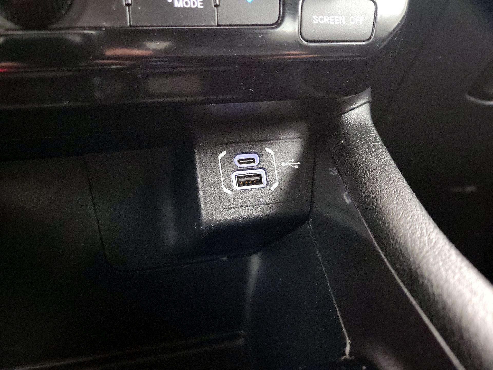 Thumbnail: 2022 Jeep Compass - 18