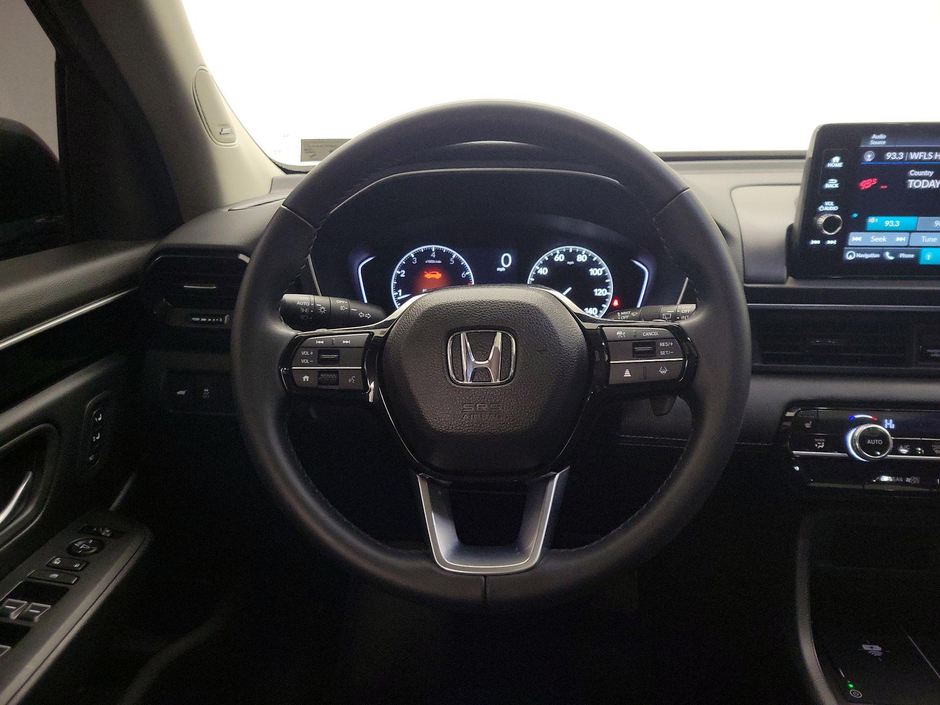 Thumbnail: 2025 Honda Pilot - 10