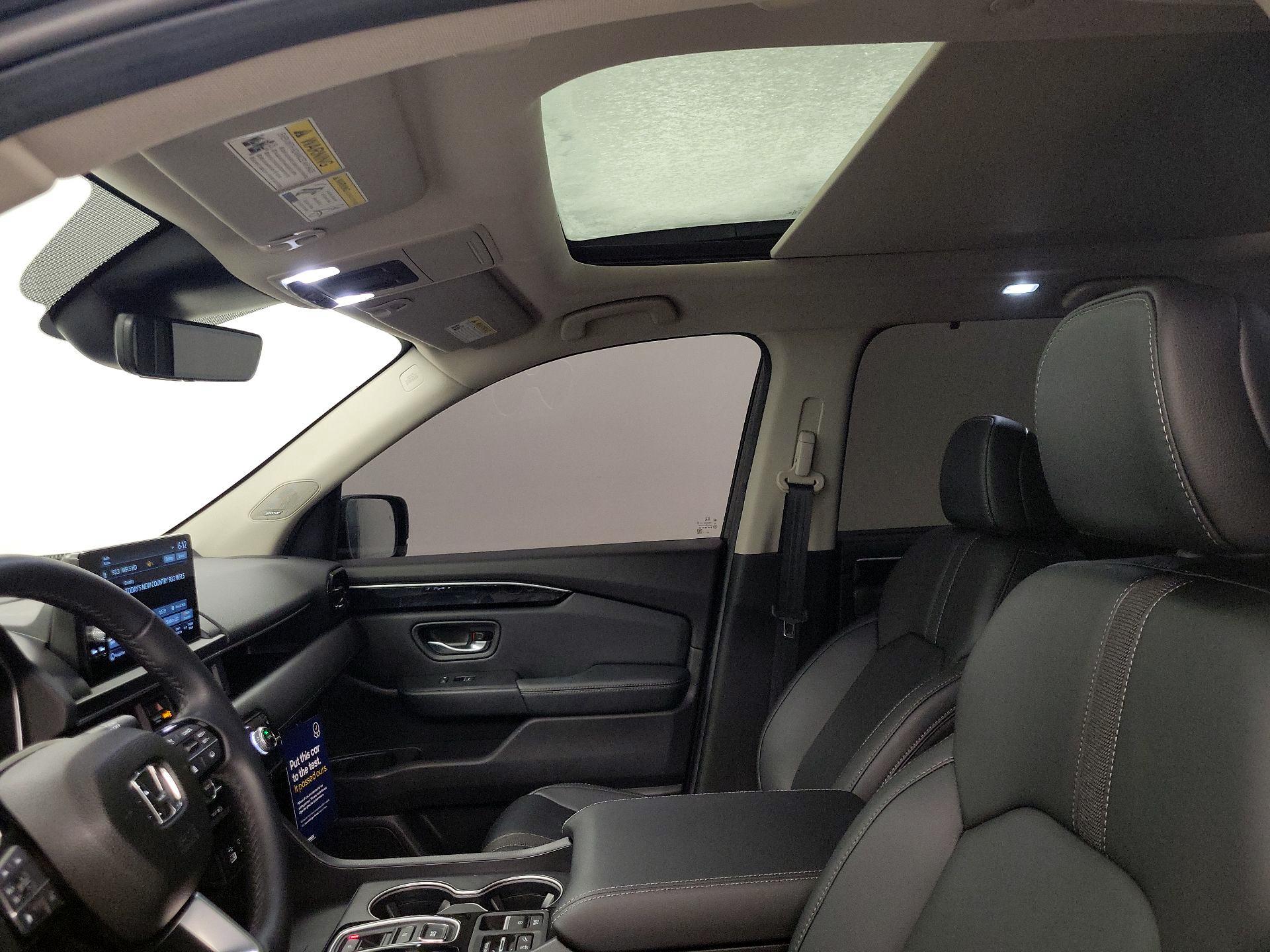 Thumbnail: 2025 Honda Pilot - 20