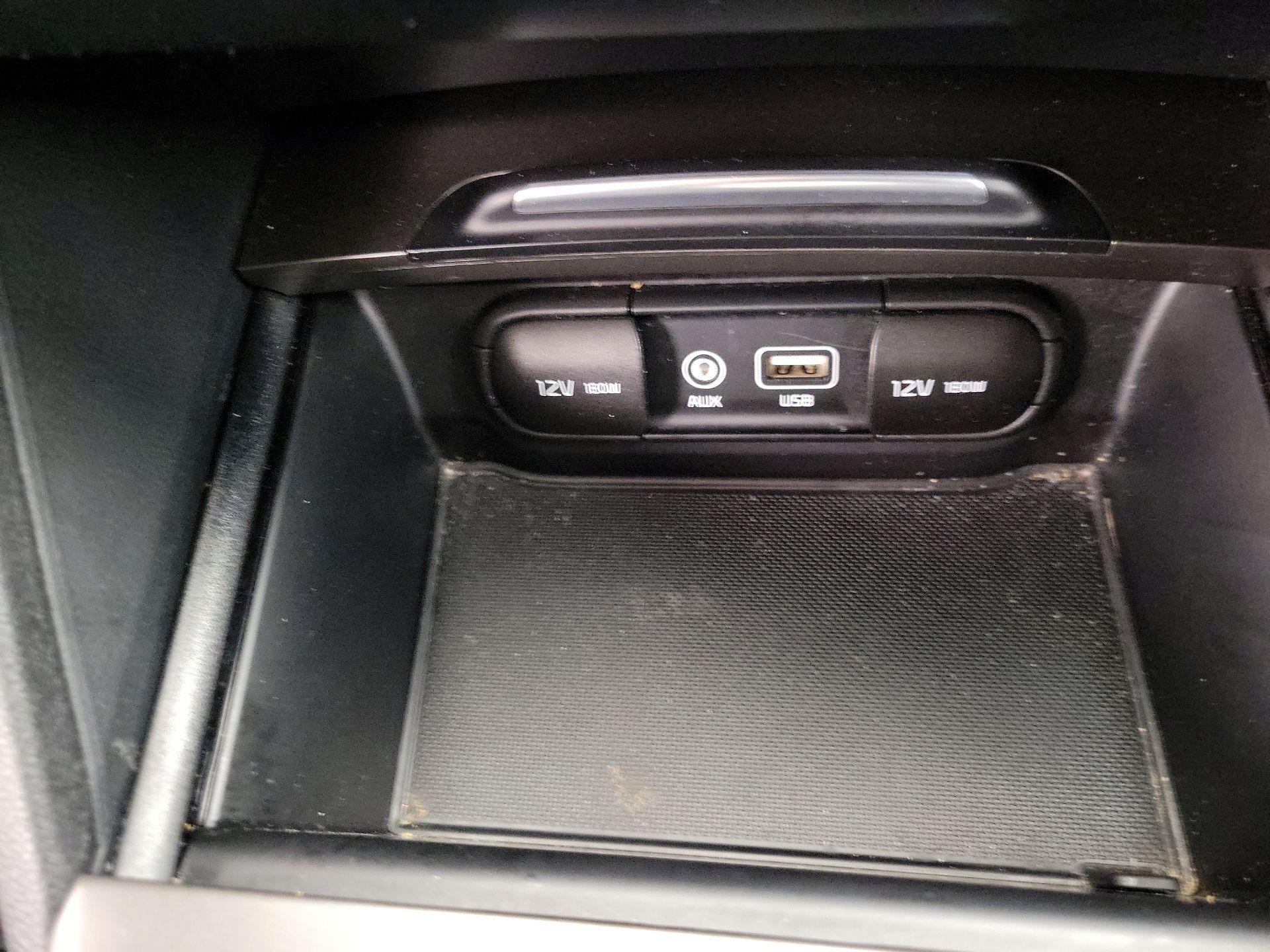 Thumbnail: 2019 Kia Optima - 18