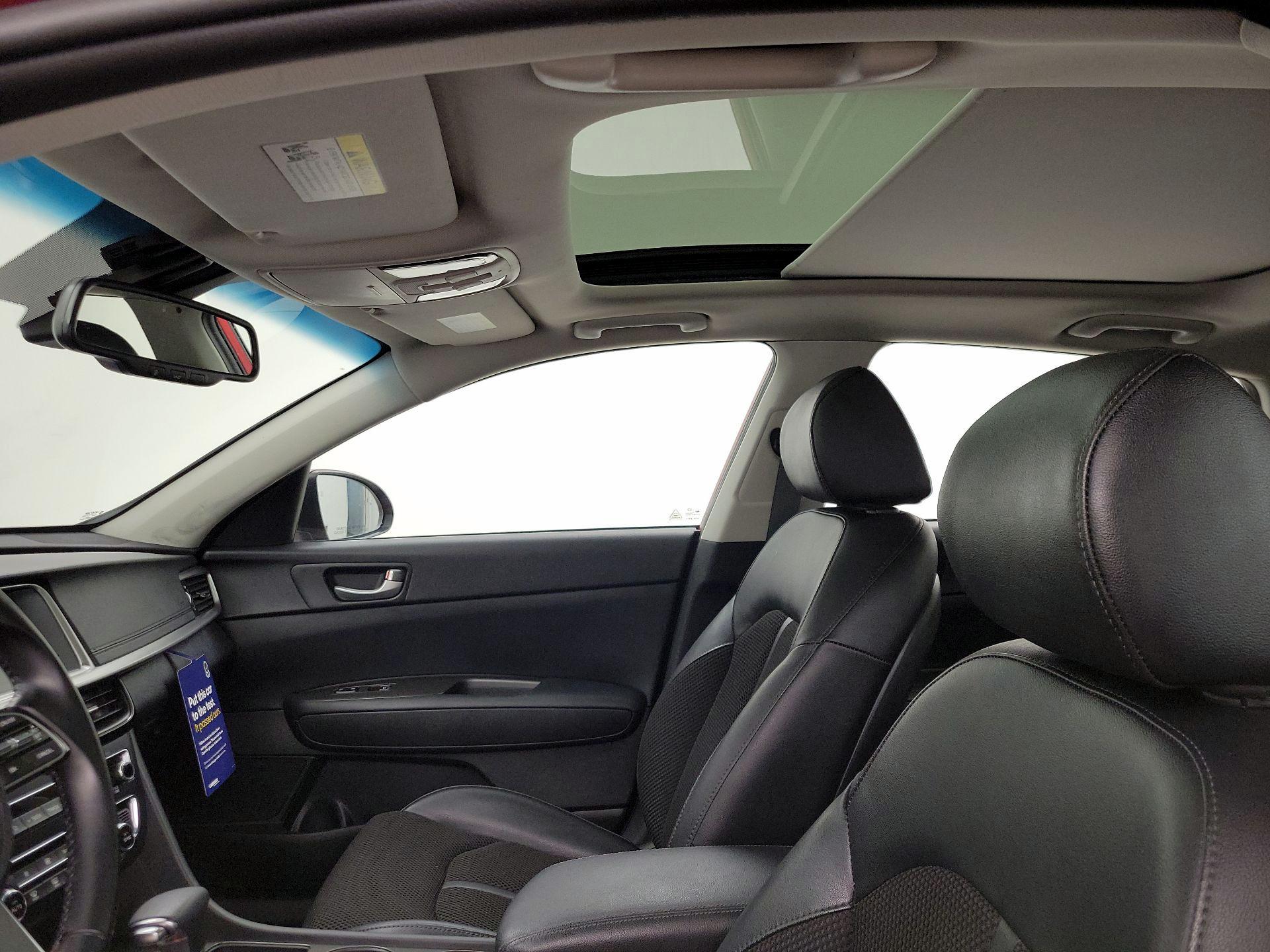 Thumbnail: 2019 Kia Optima - 19