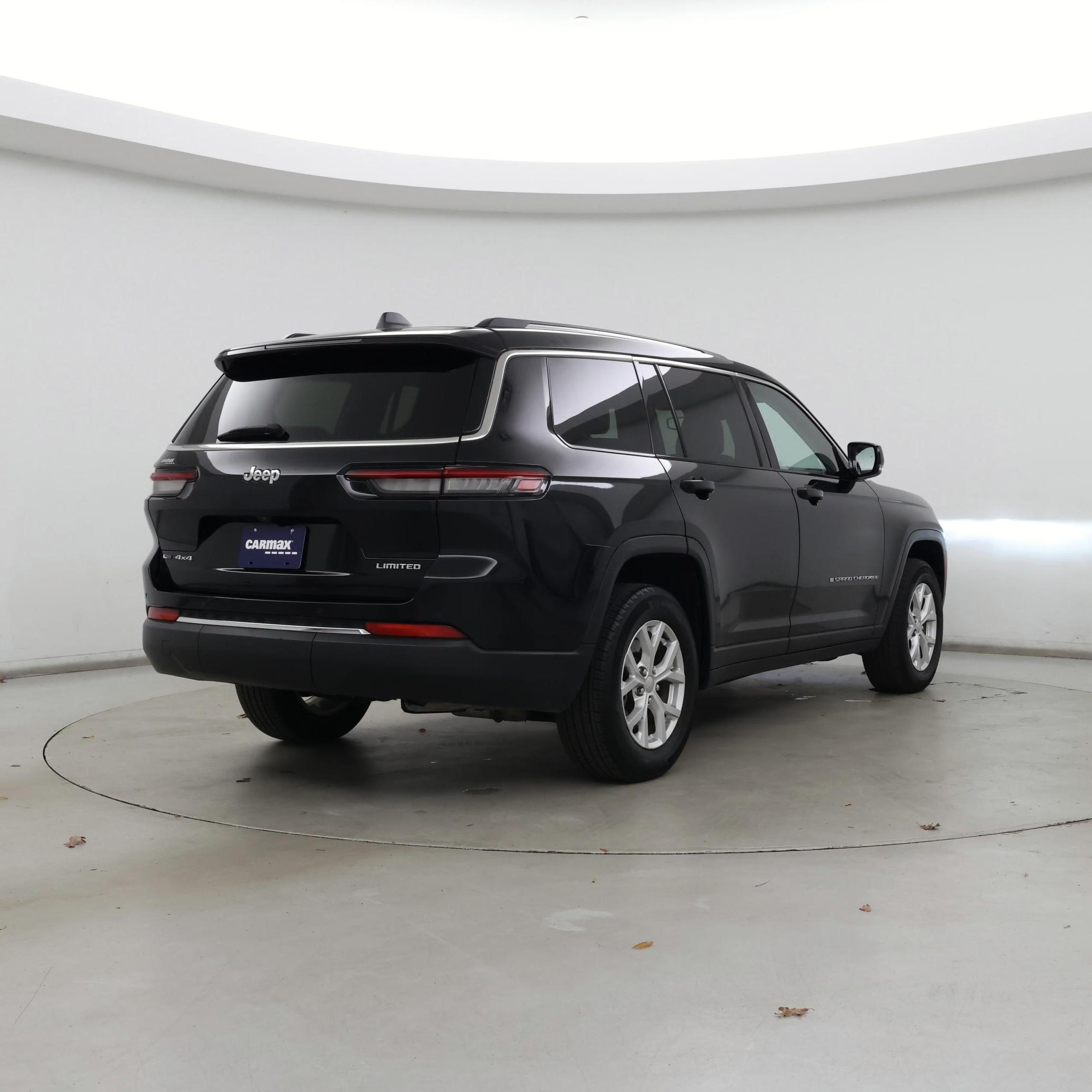 Thumbnail: 2023 Jeep Grand Cherokee L - 8