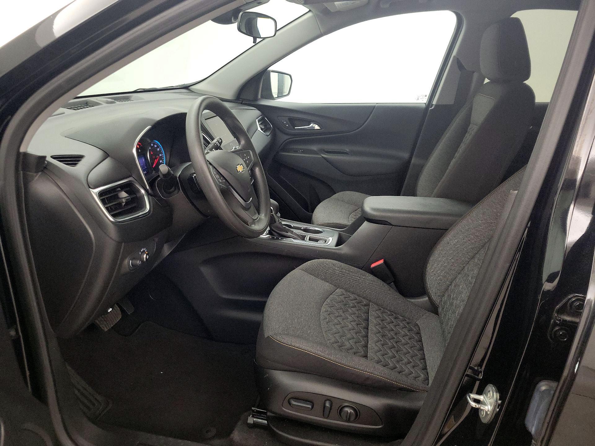 Thumbnail: 2022 Chevrolet Equinox - 11