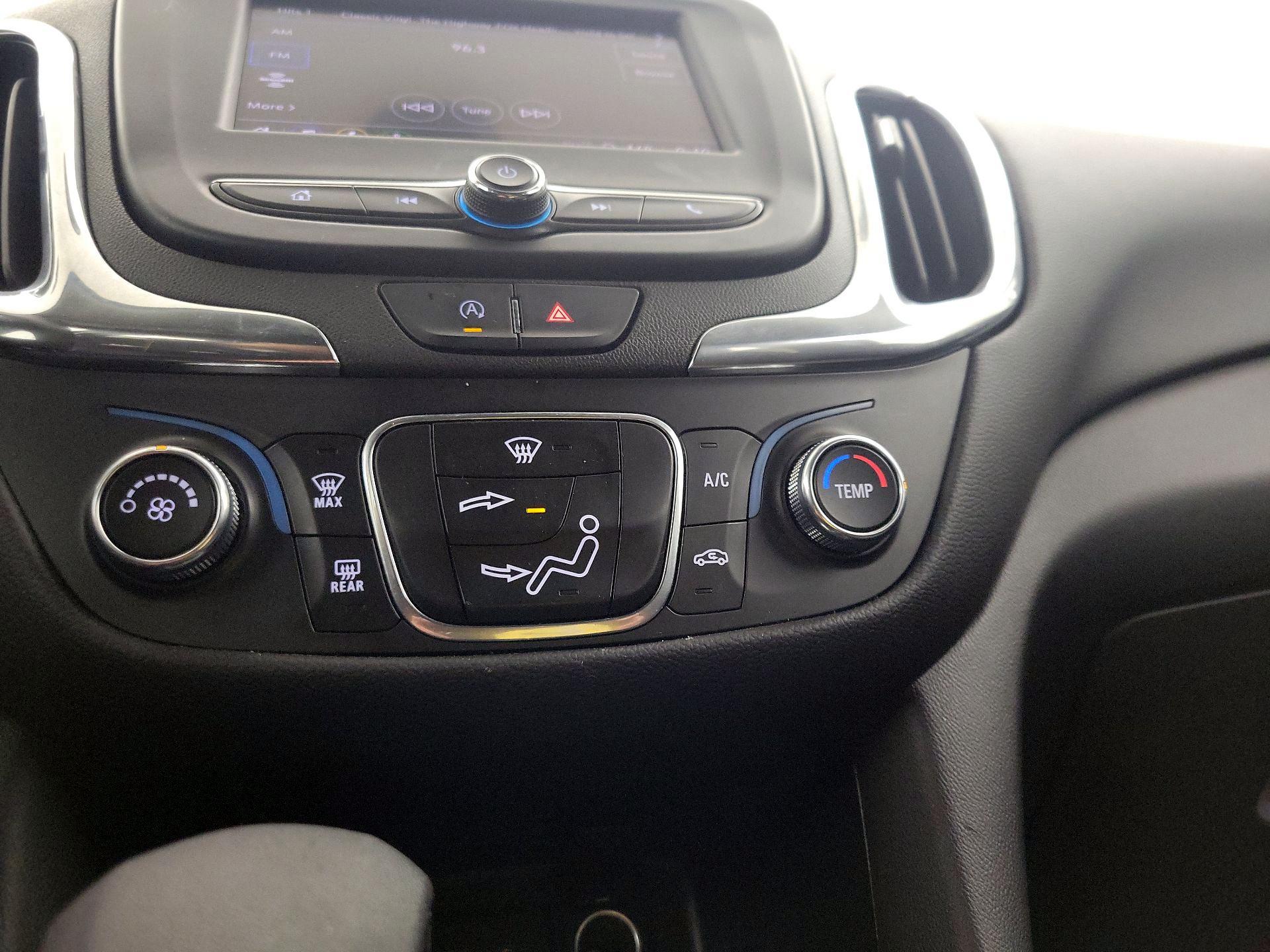 Thumbnail: 2022 Chevrolet Equinox - 16