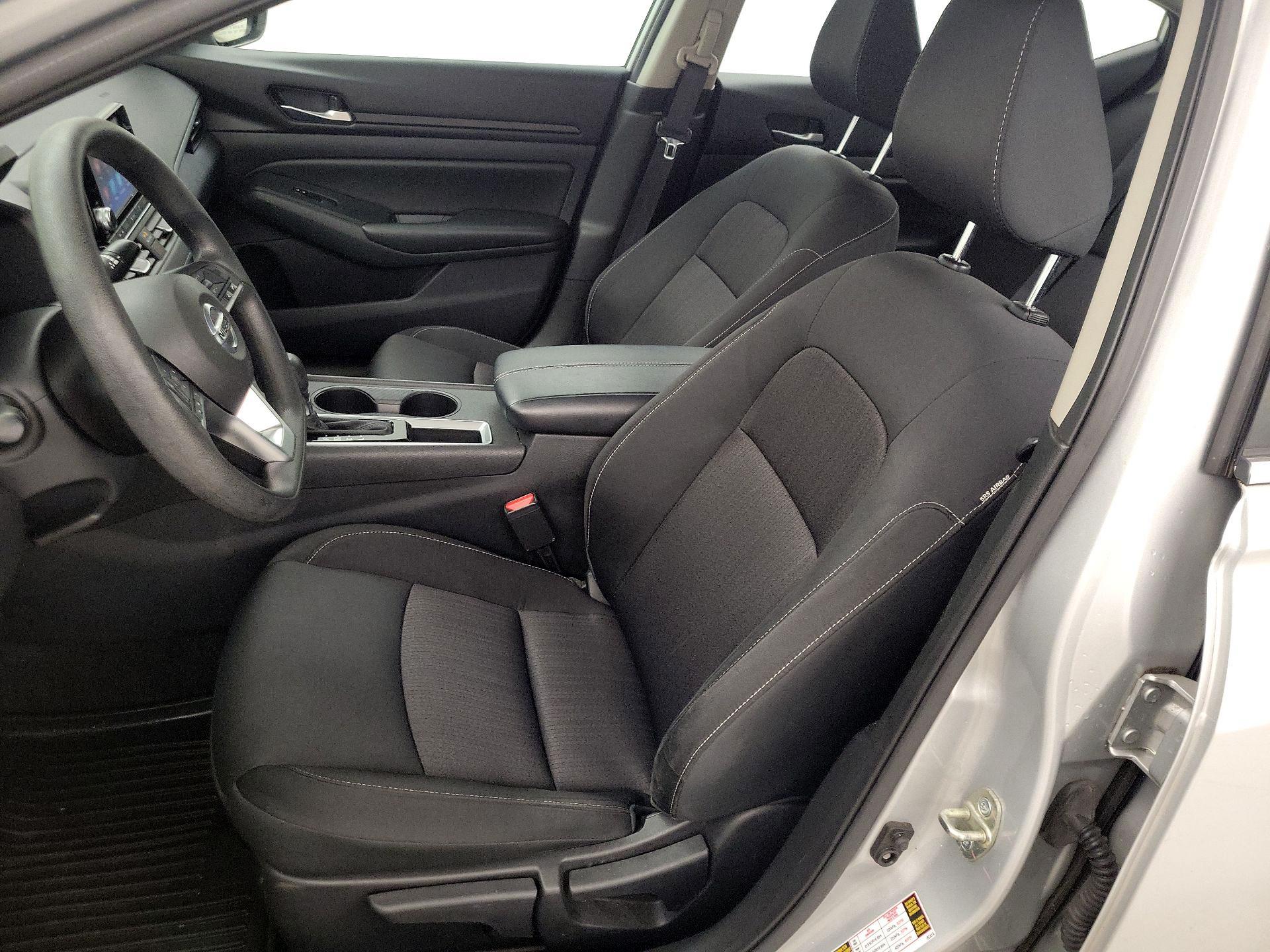 Thumbnail: 2021 Nissan Altima - 11